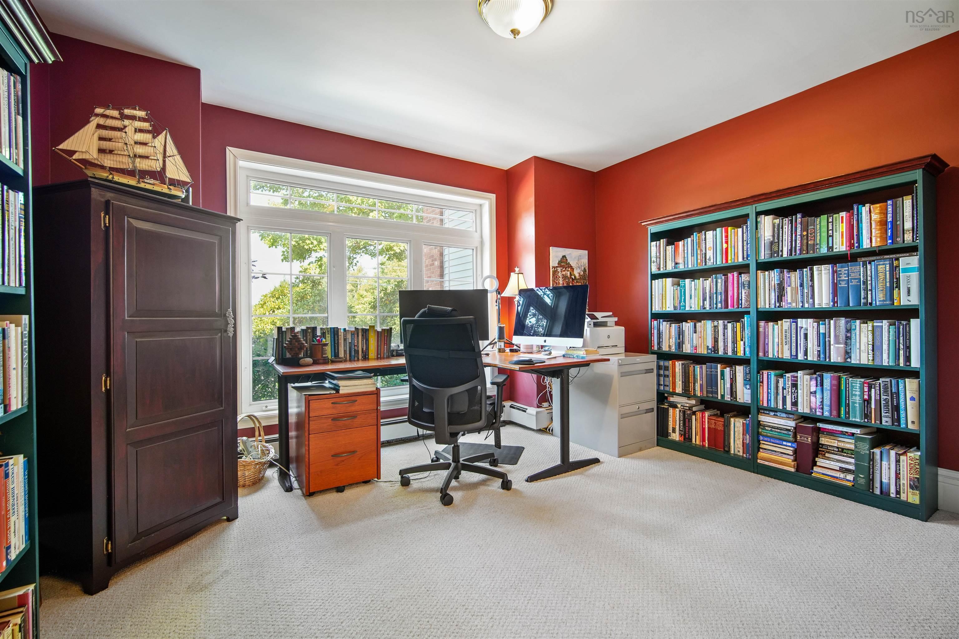 $1,199,000.00: 16 Glenmorren Court, Fall River