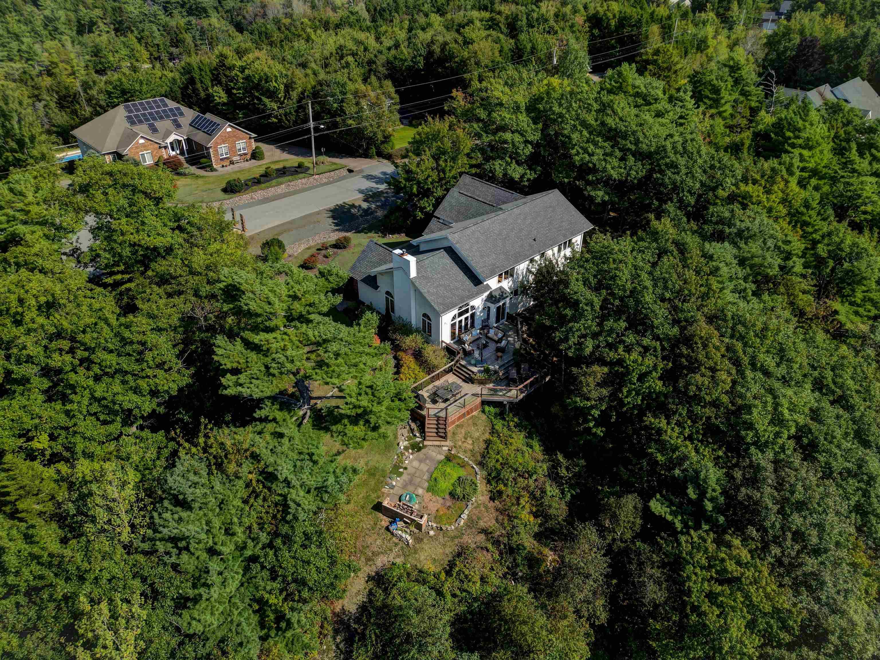 $1,199,000.00: 16 Glenmorren Court, Fall River