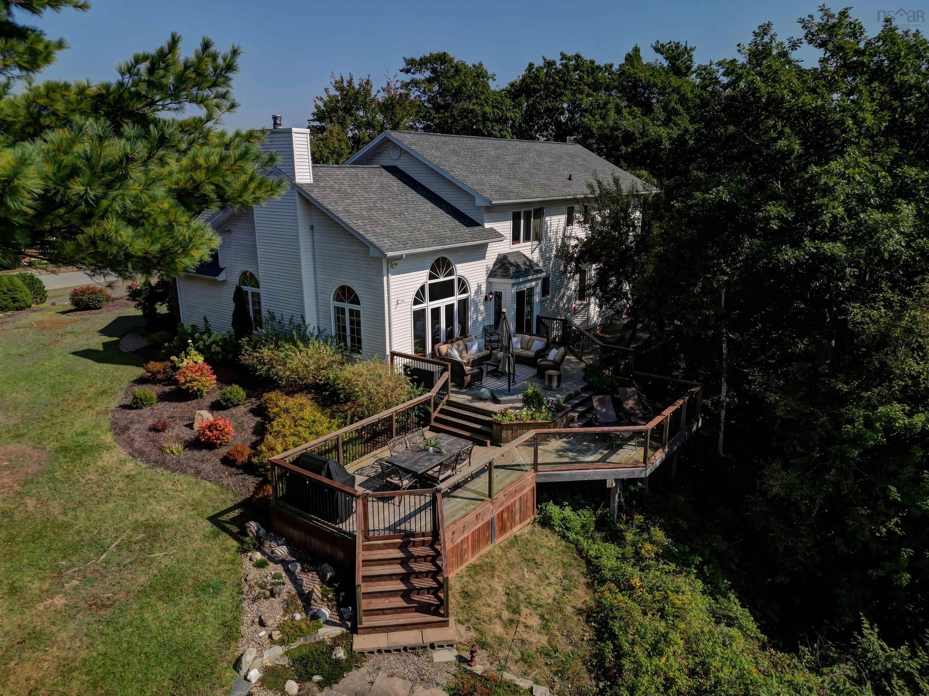 $1,199,000.00: 16 Glenmorren Court, Fall River
