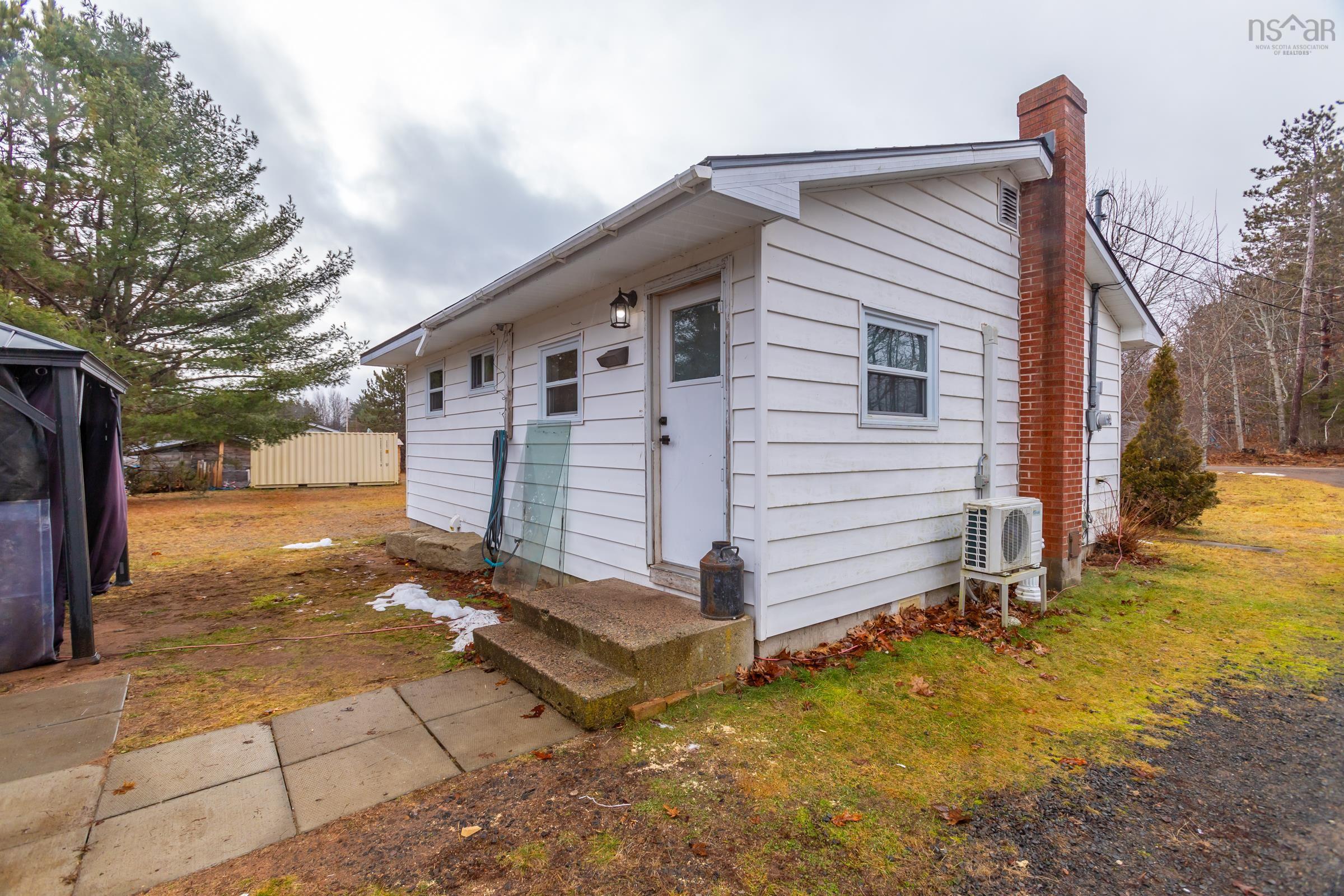 $199,900.00: 130 Crocker Road, Auburn