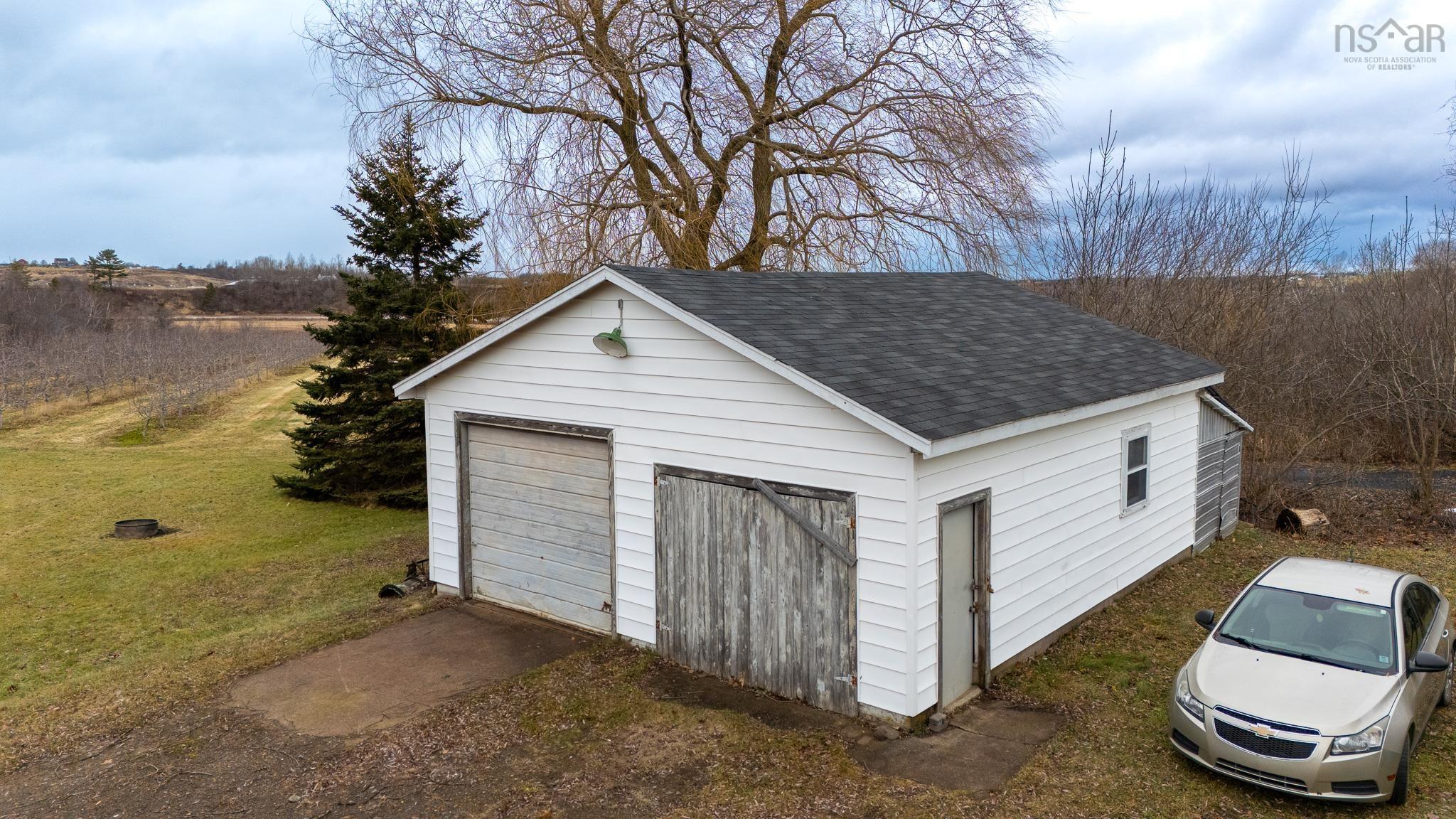 $425,000.00: 1705 Gaspereau River Road, Wallbrook