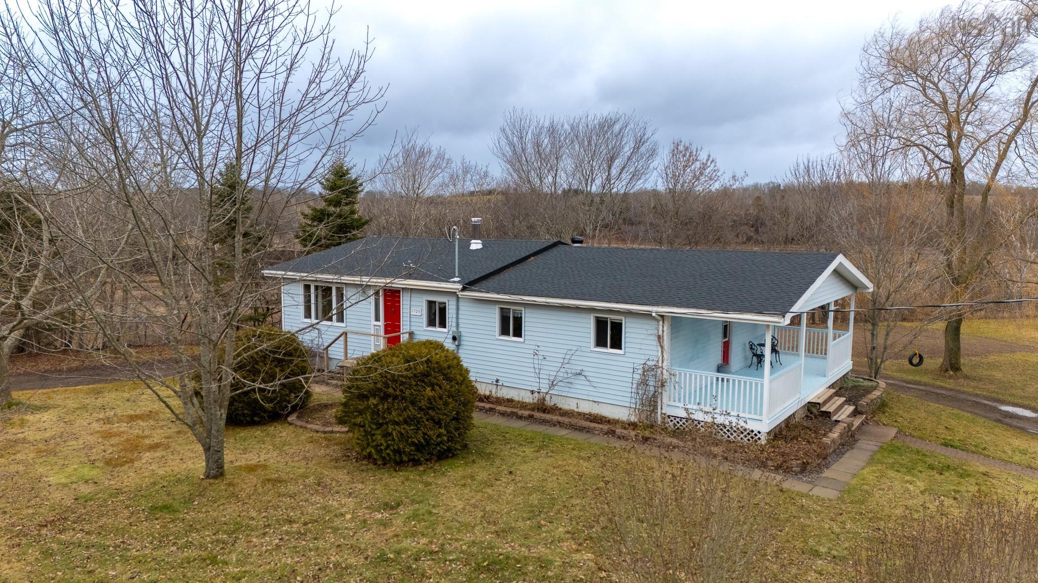 $425,000.00: 1705 Gaspereau River Road, Wallbrook