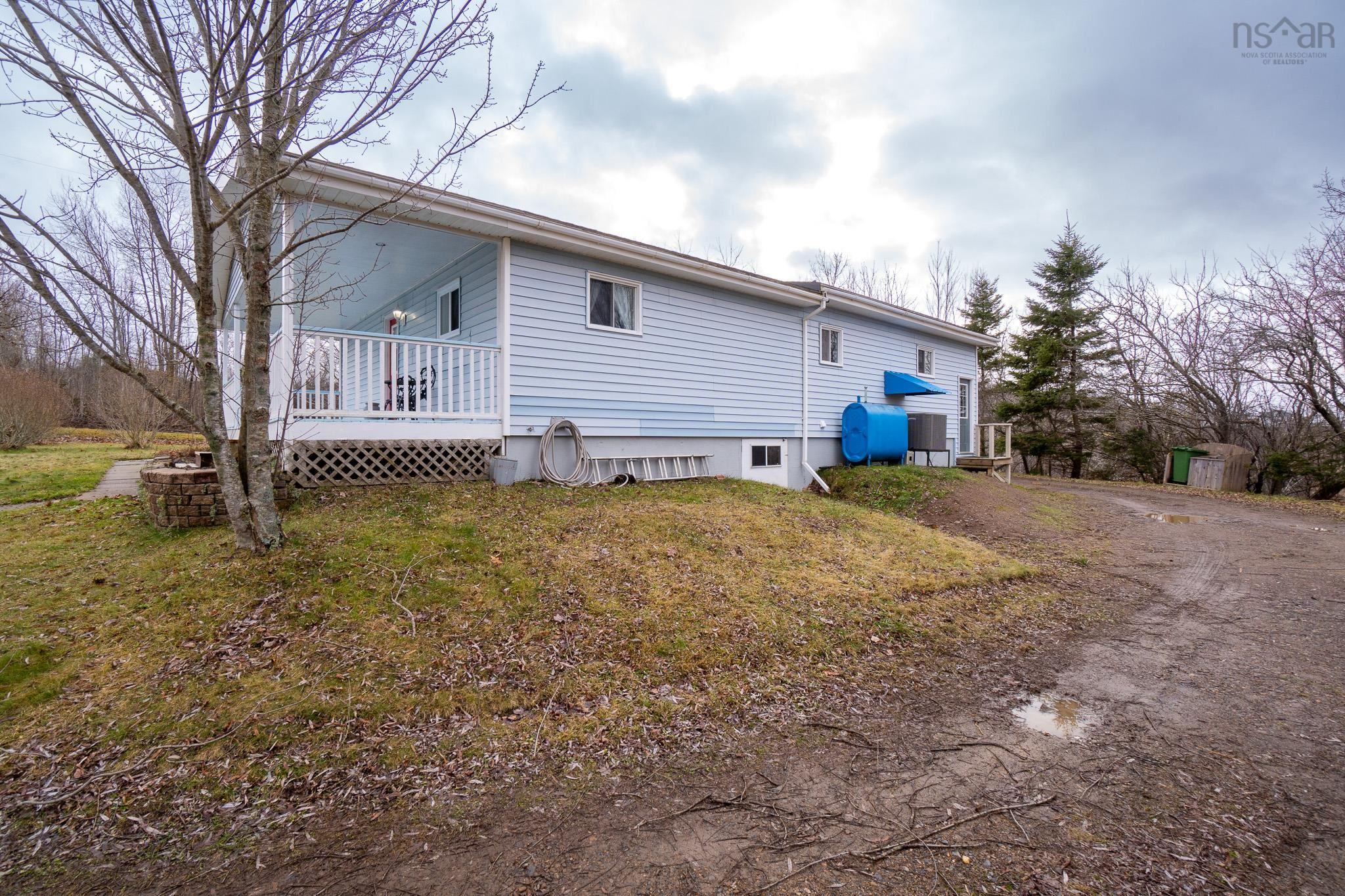 $425,000.00: 1705 Gaspereau River Road, Wallbrook