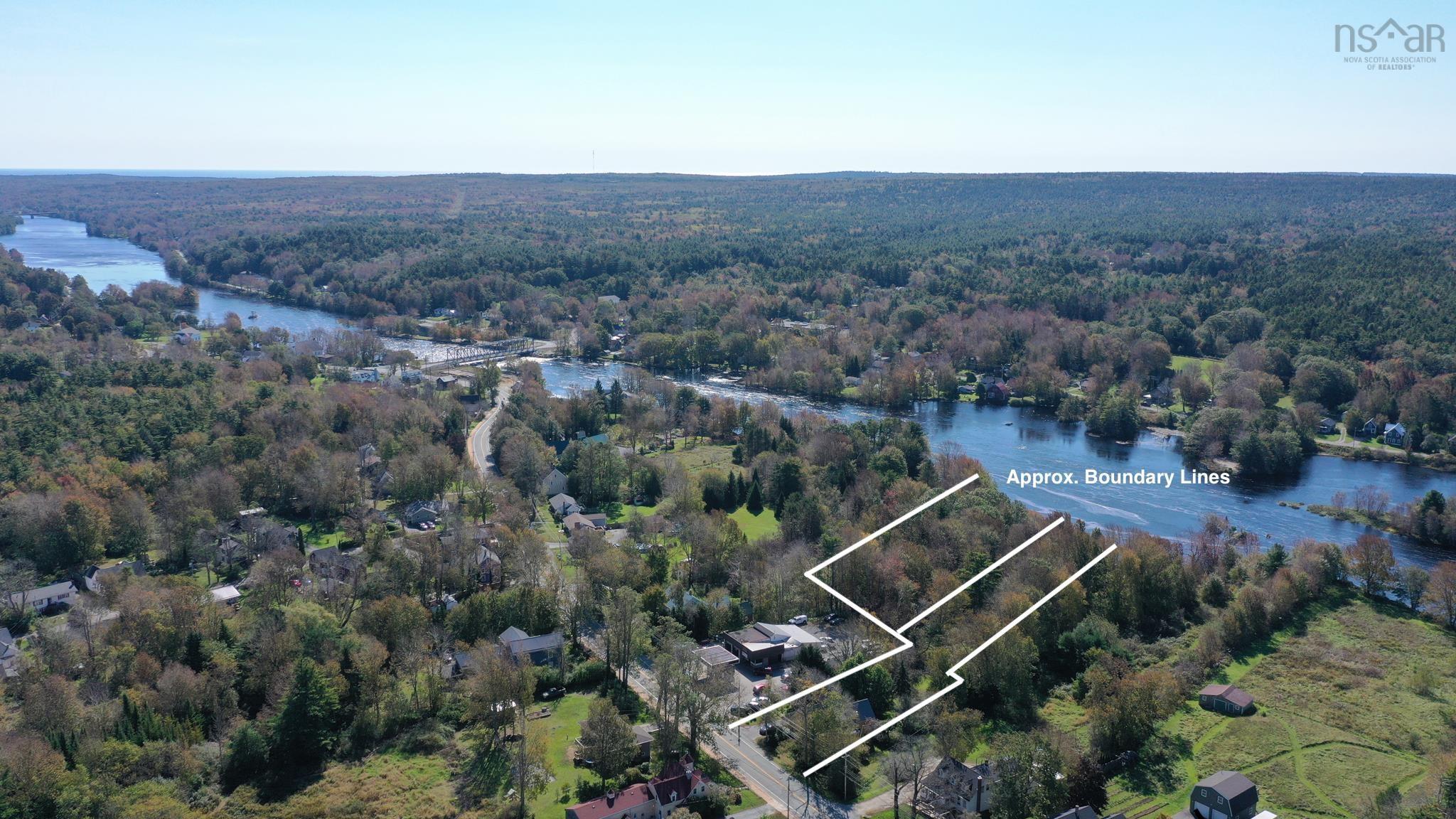 $425,000.00: 380 Highway 8, Milton