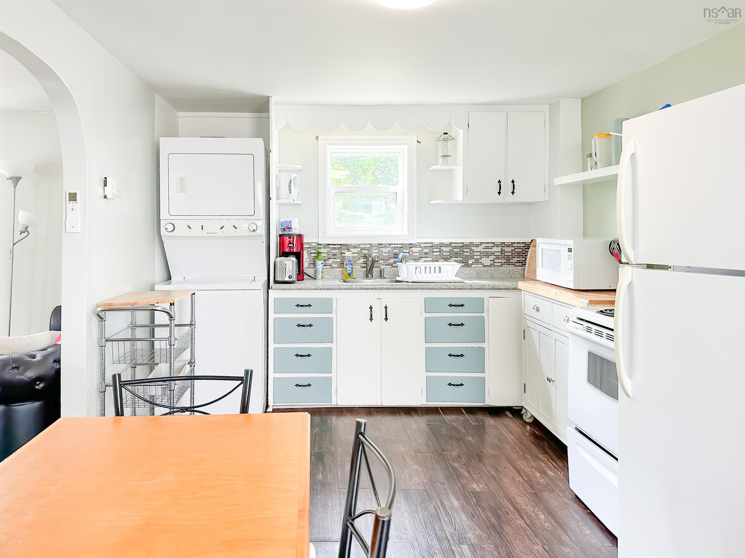 $674,000.00: 10352 Highway 1, Paradise