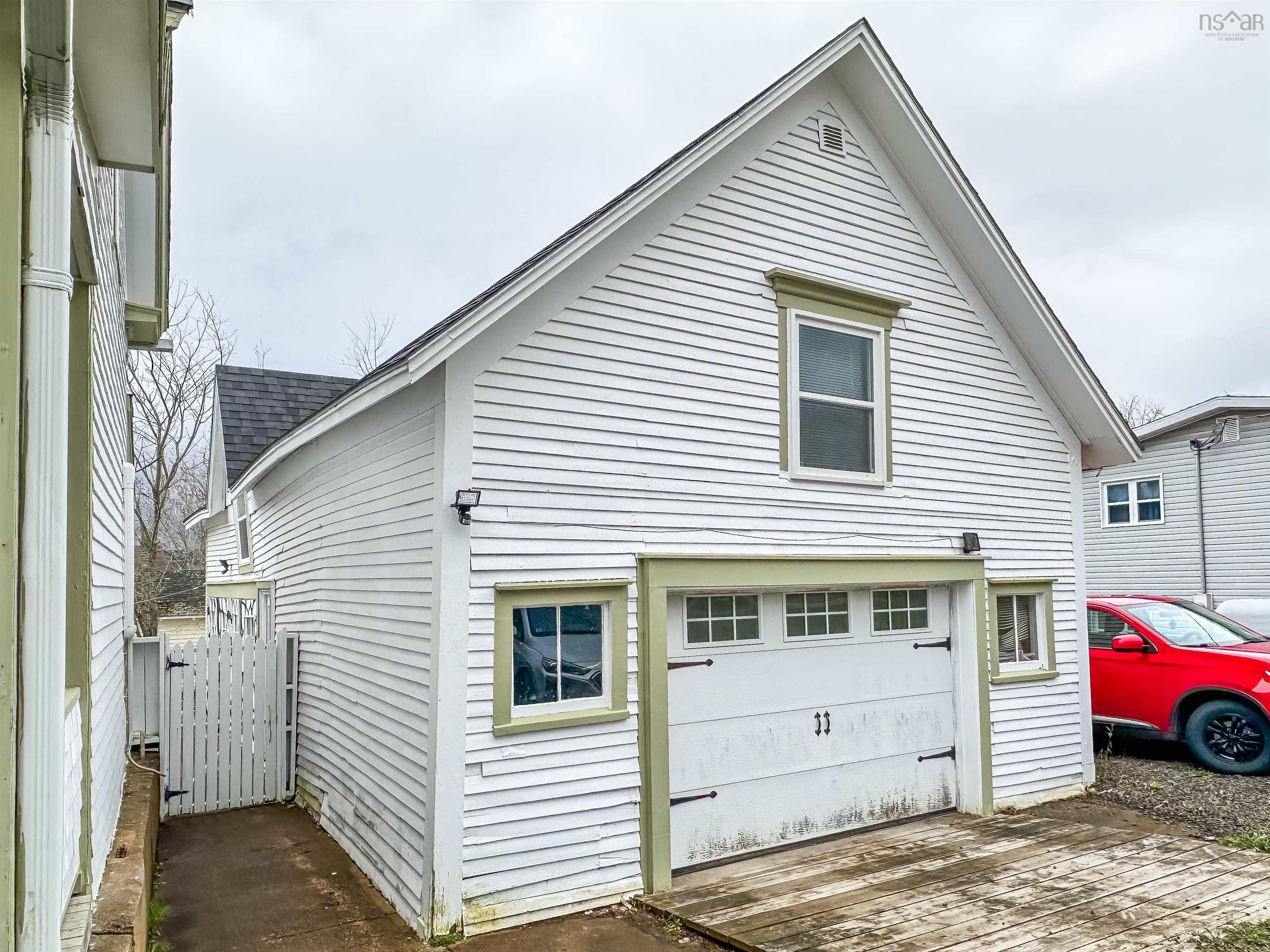 $674,000.00: 10352 Highway 1, Paradise