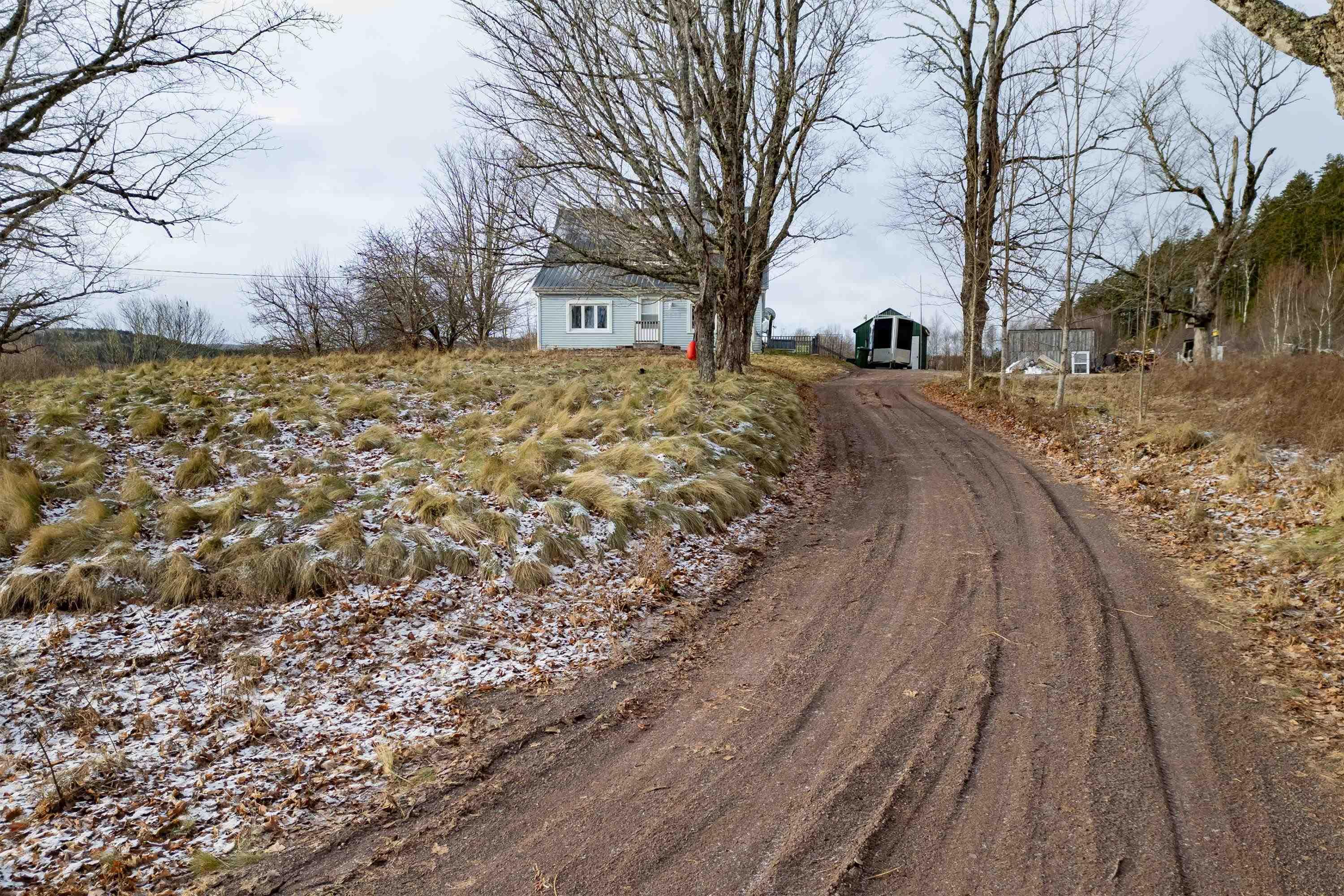 $219,900.00: 6173 Highway 2, Halfway River
