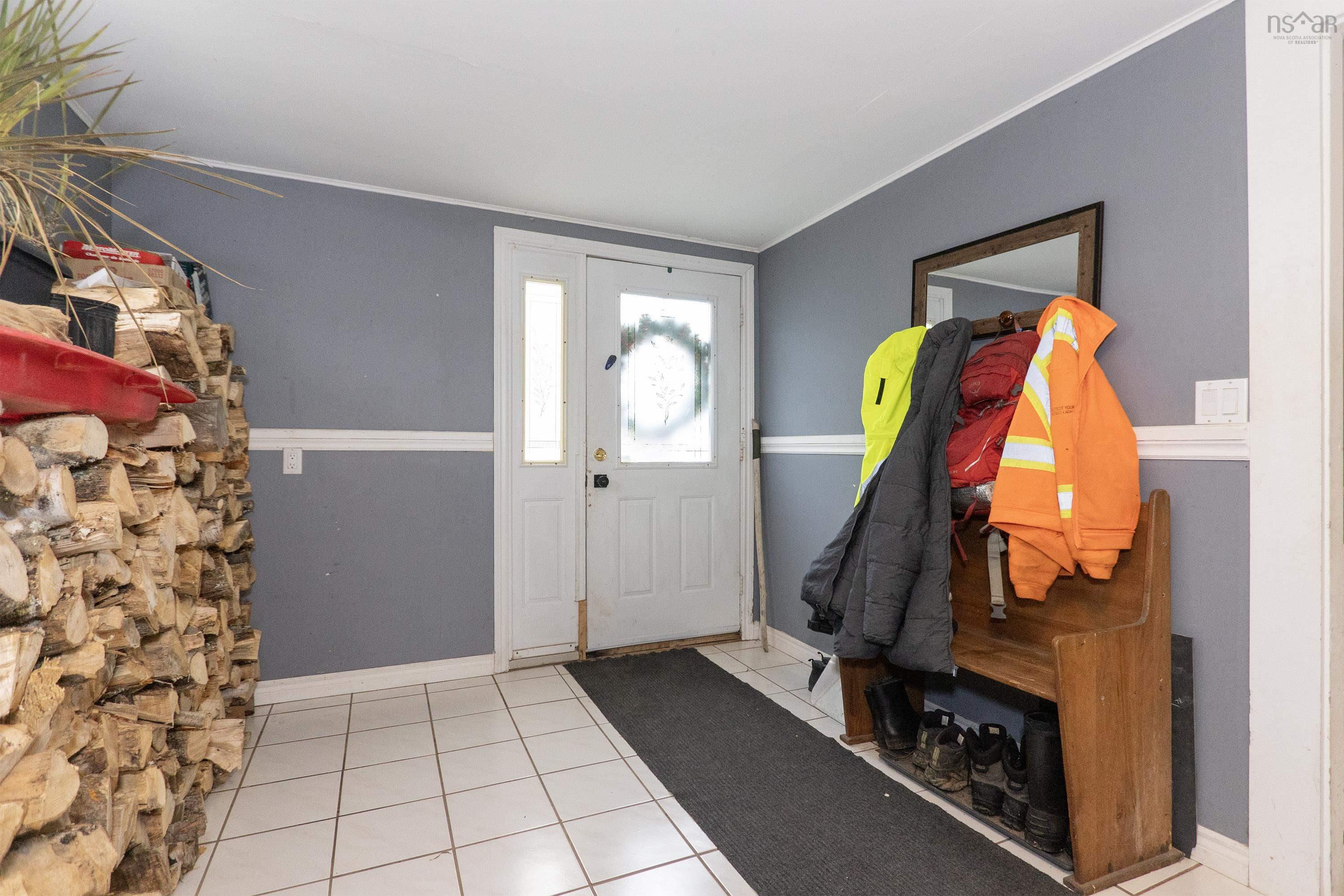 $219,900.00: 6173 Highway 2, Halfway River