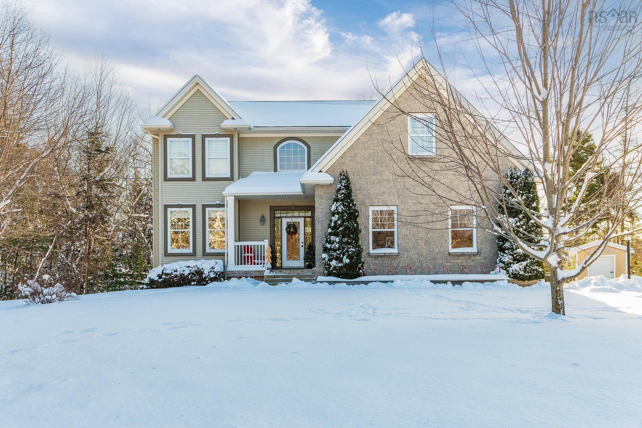 $849,900.00: 99 Canterbury Lane, Fall River