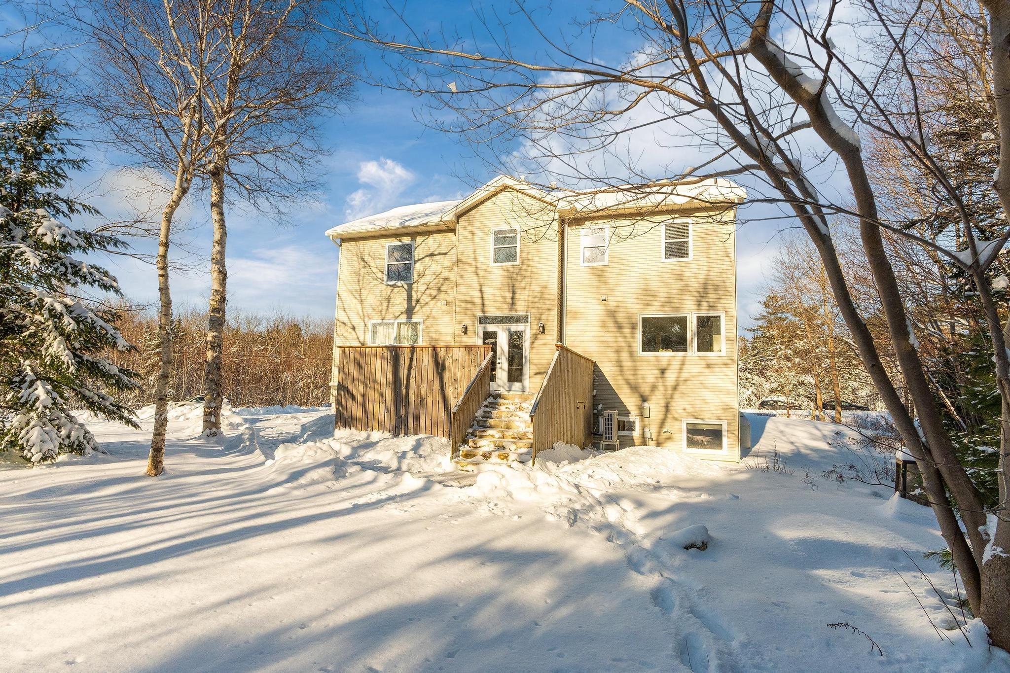 $849,900.00: 99 Canterbury Lane, Fall River