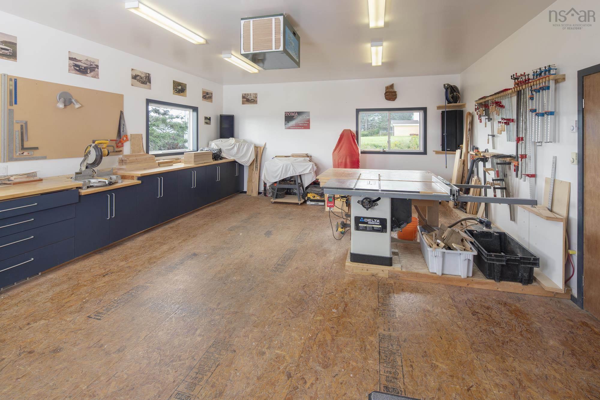 $898,899.00: 150 New Harbour Road, New Harbour