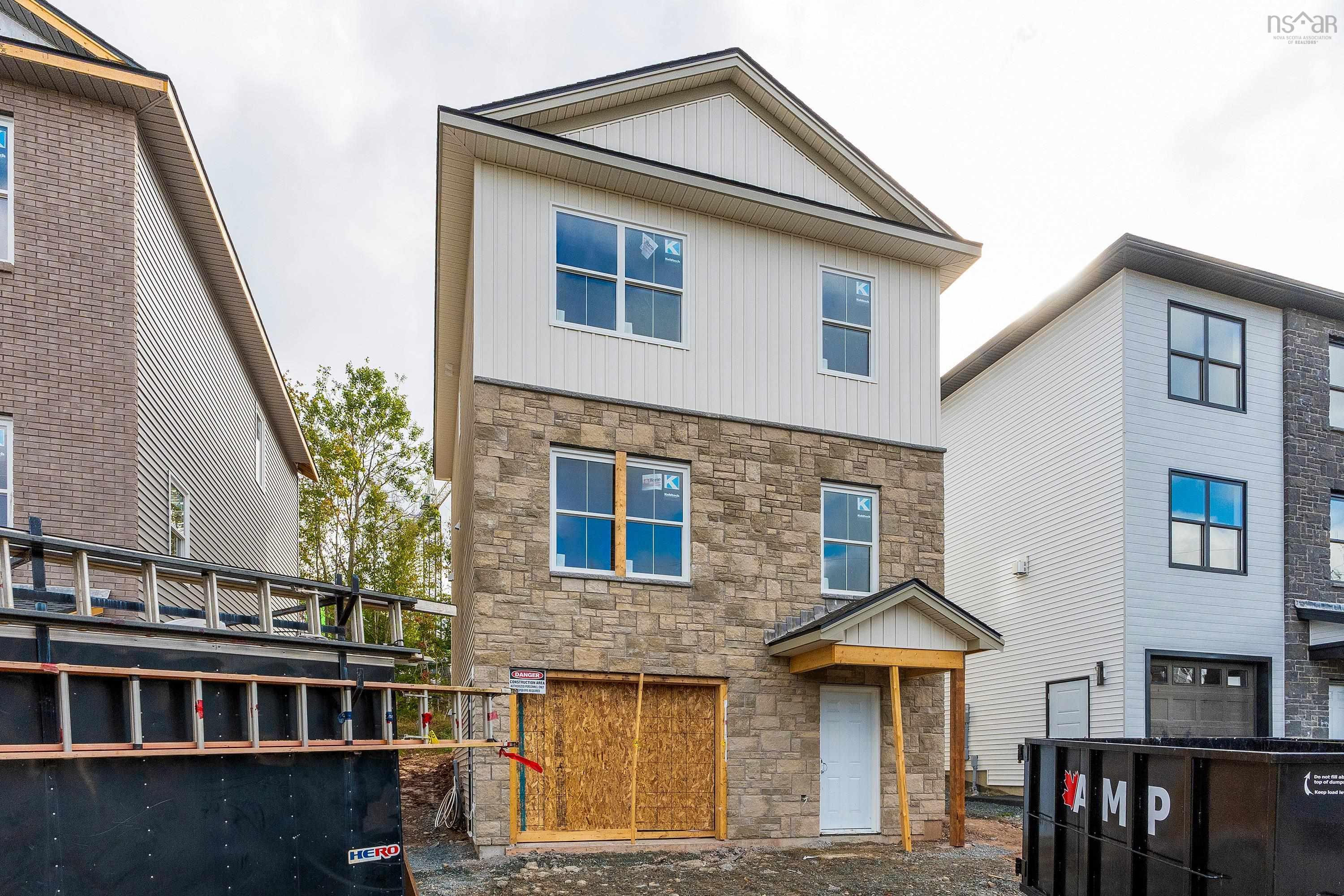 $699,900.00: PC-12 46 Pearlgarden Close, Dartmouth