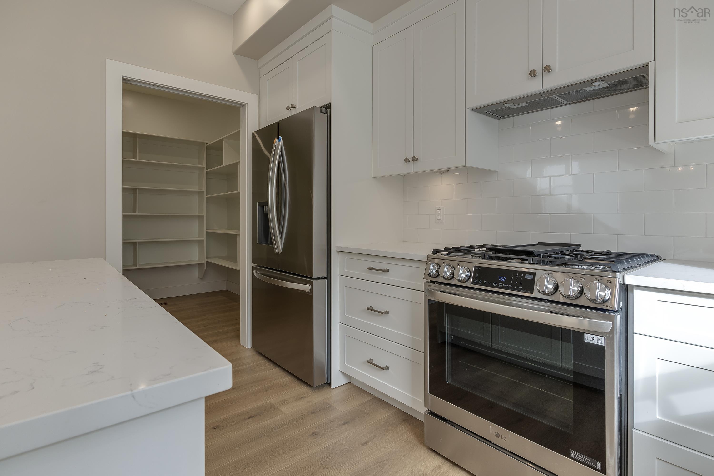 $724,900.00: PC-13 50 Pearlgarden Close, Dartmouth