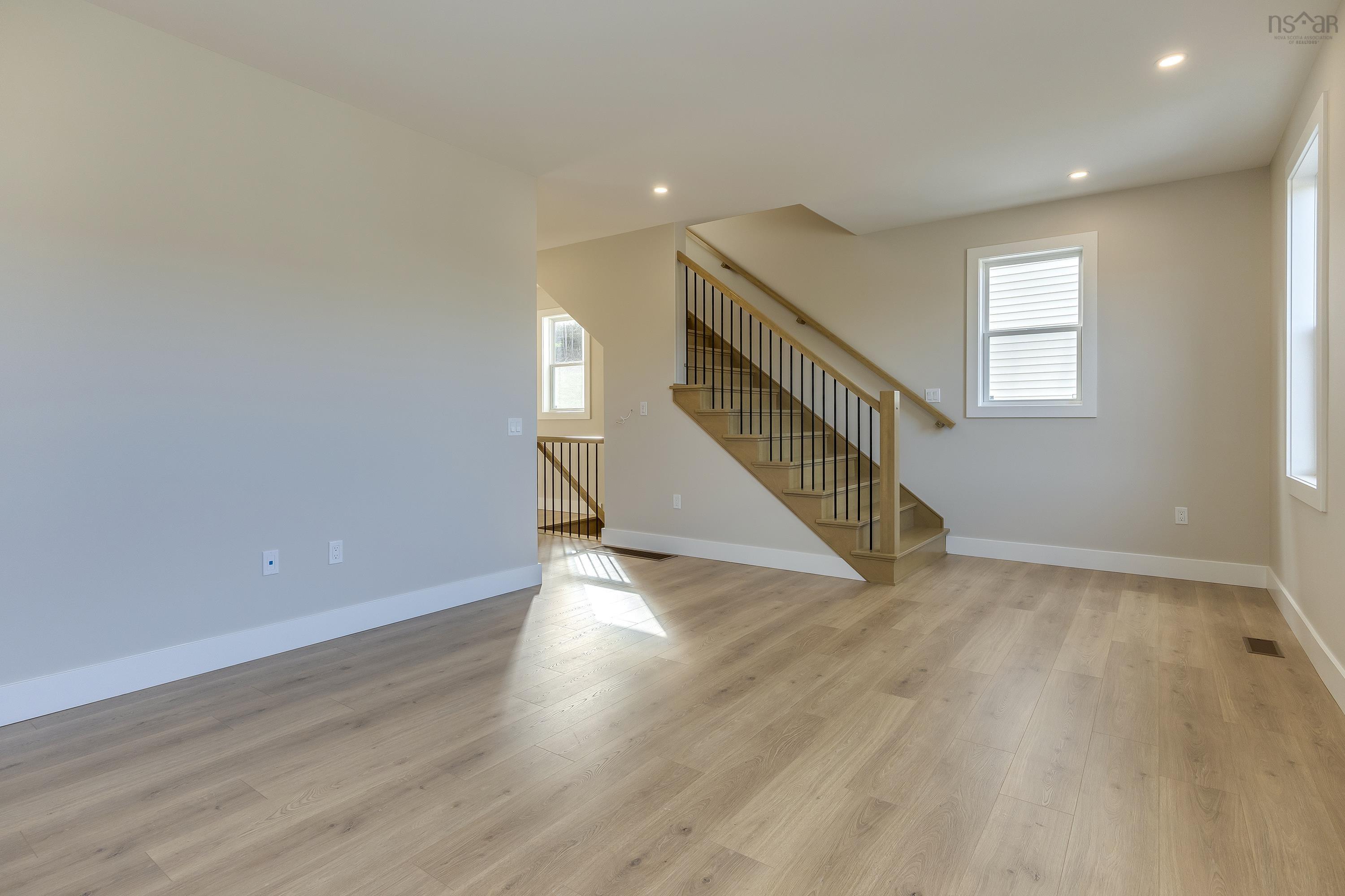$724,900.00: PC-13 50 Pearlgarden Close, Dartmouth