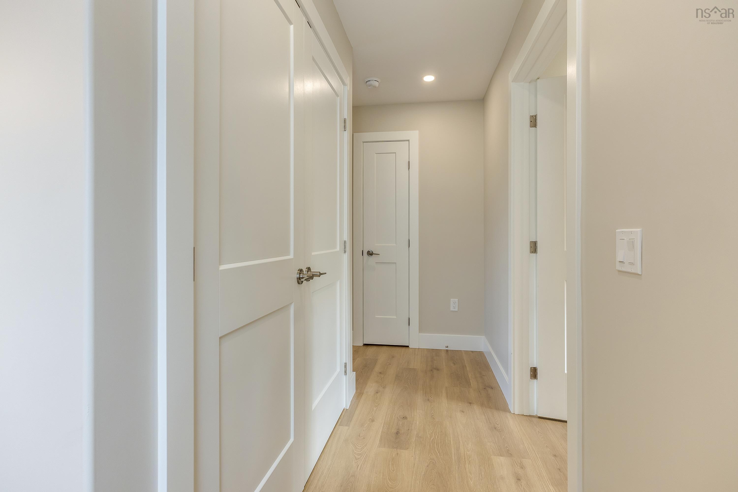 $724,900.00: PC-13 50 Pearlgarden Close, Dartmouth