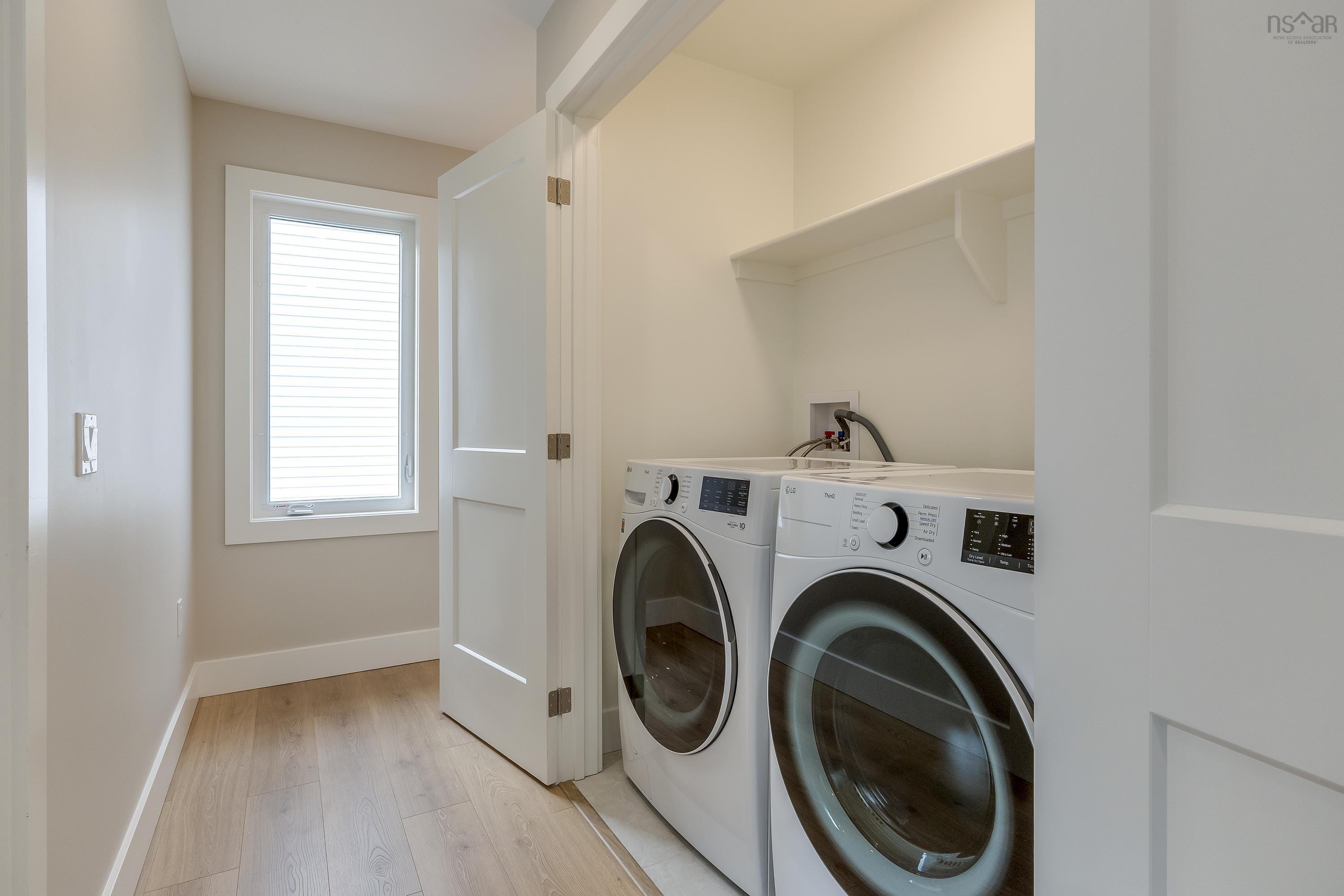 $724,900.00: PC-13 50 Pearlgarden Close, Dartmouth