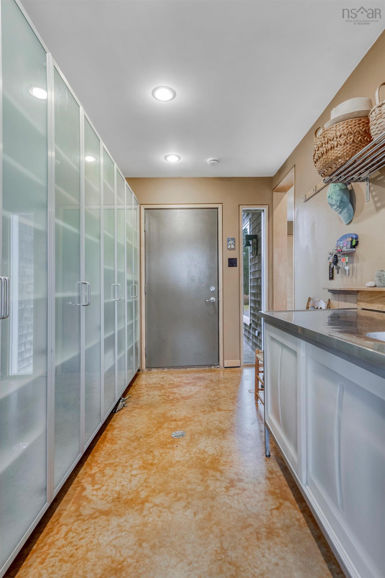$1,695,000.00: 24 Shoreline Drive, Garden Lots