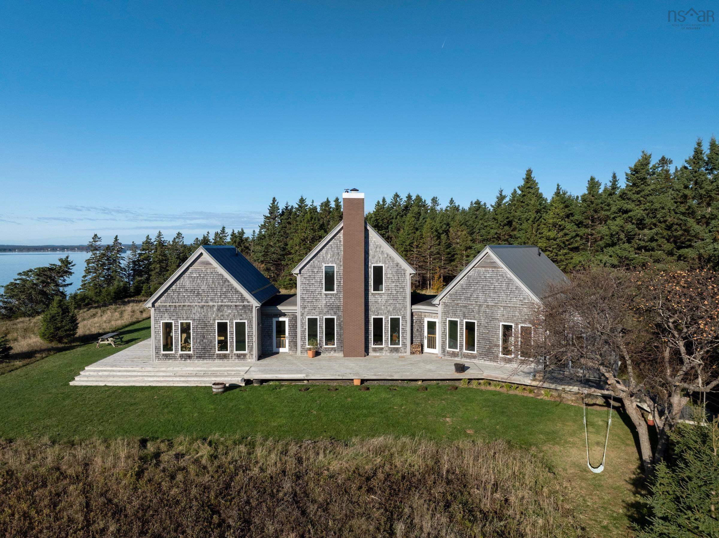 $1,695,000.00: 24 Shoreline Drive, Garden Lots