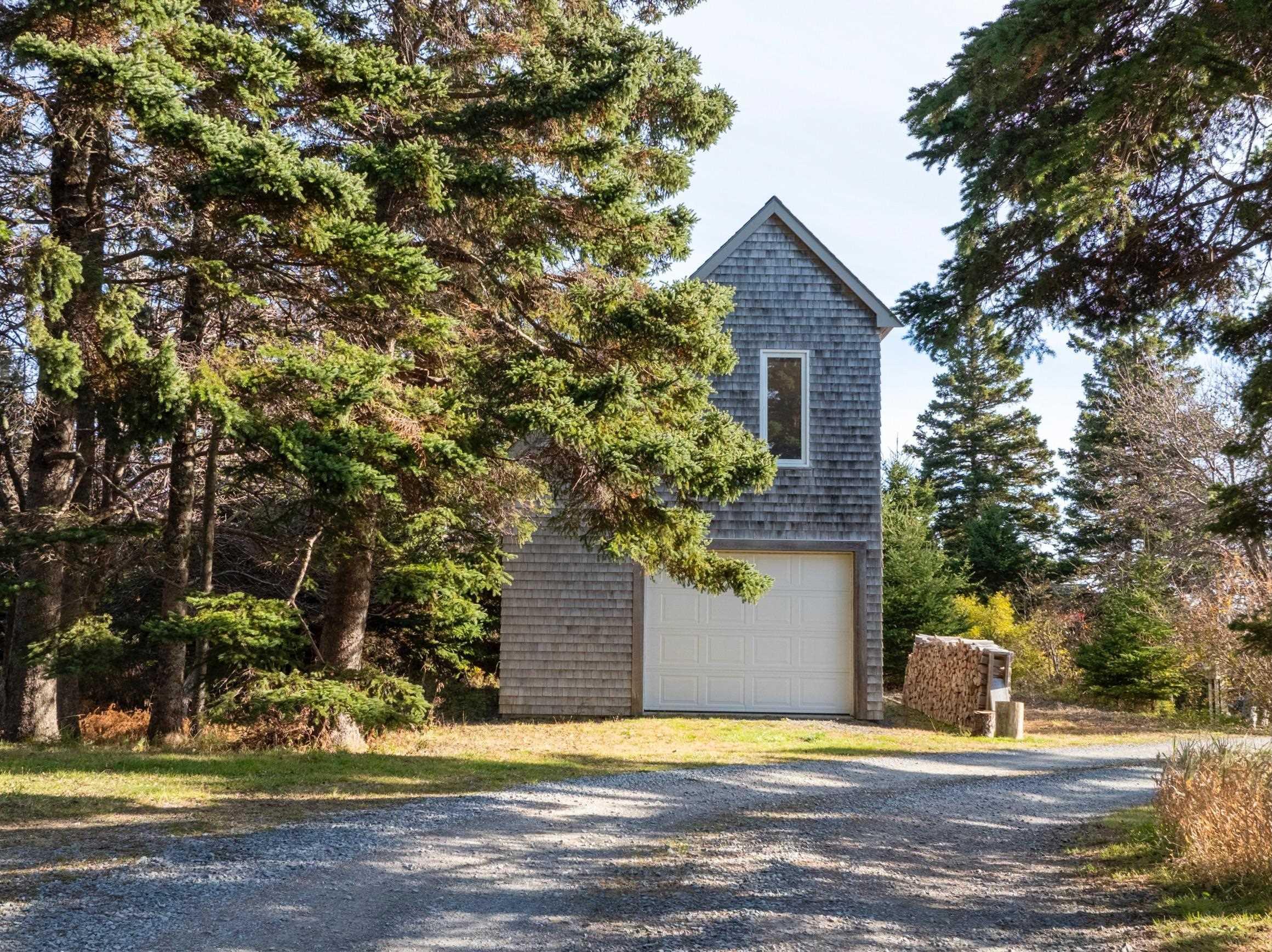 $1,695,000.00: 24 Shoreline Drive, Garden Lots