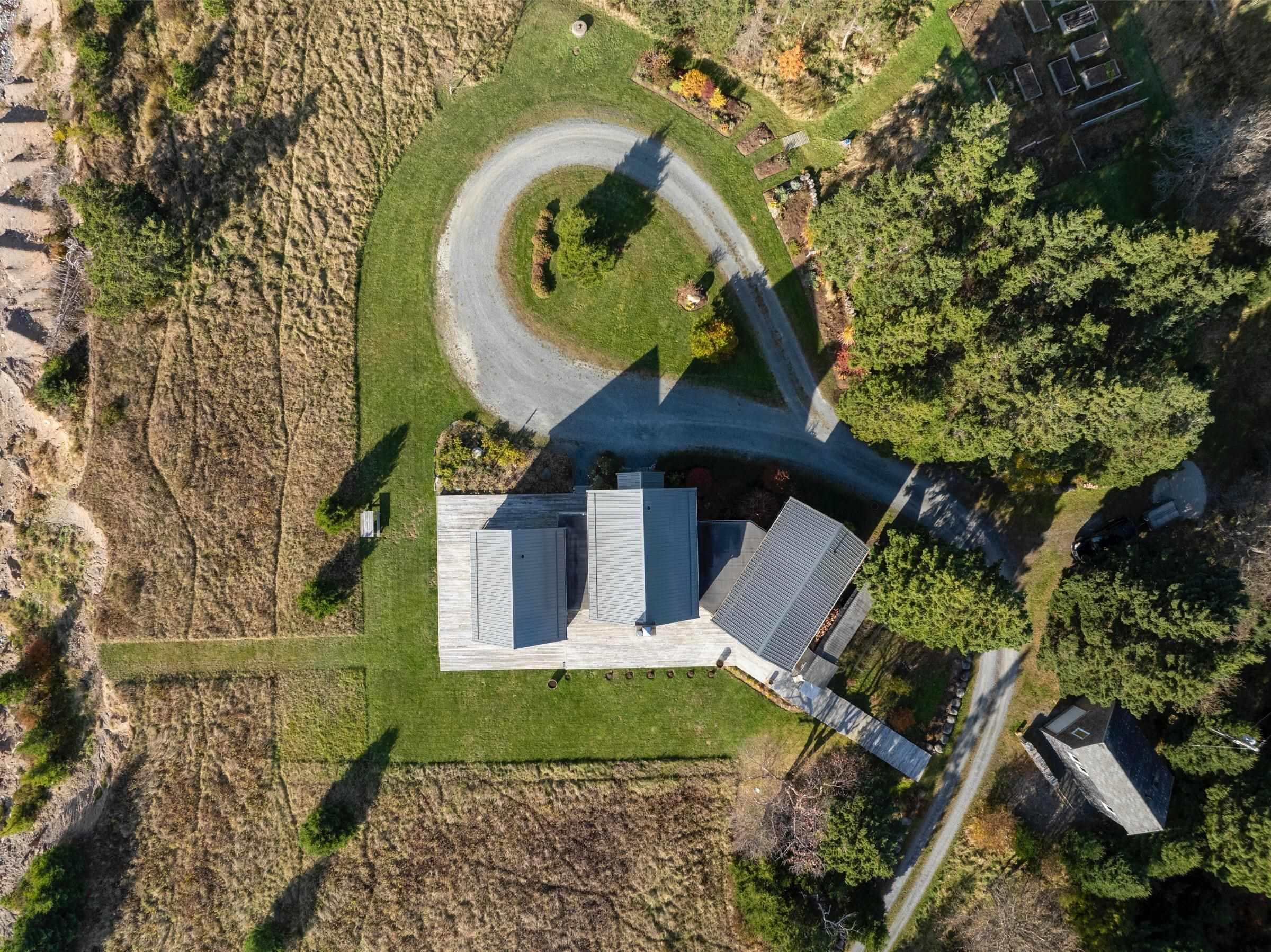 $1,695,000.00: 24 Shoreline Drive, Garden Lots