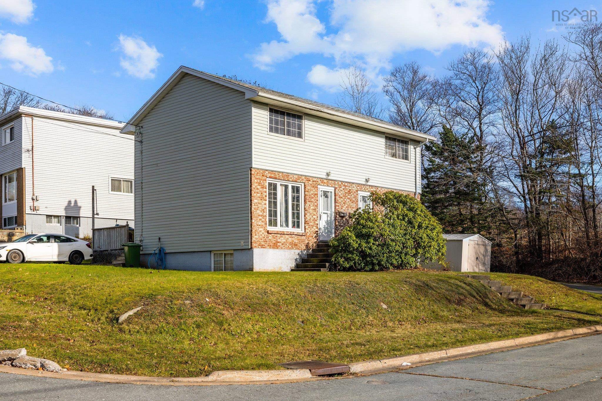 $475,000.00: 53 / 53.5 Lynn Drive, Dartmouth
