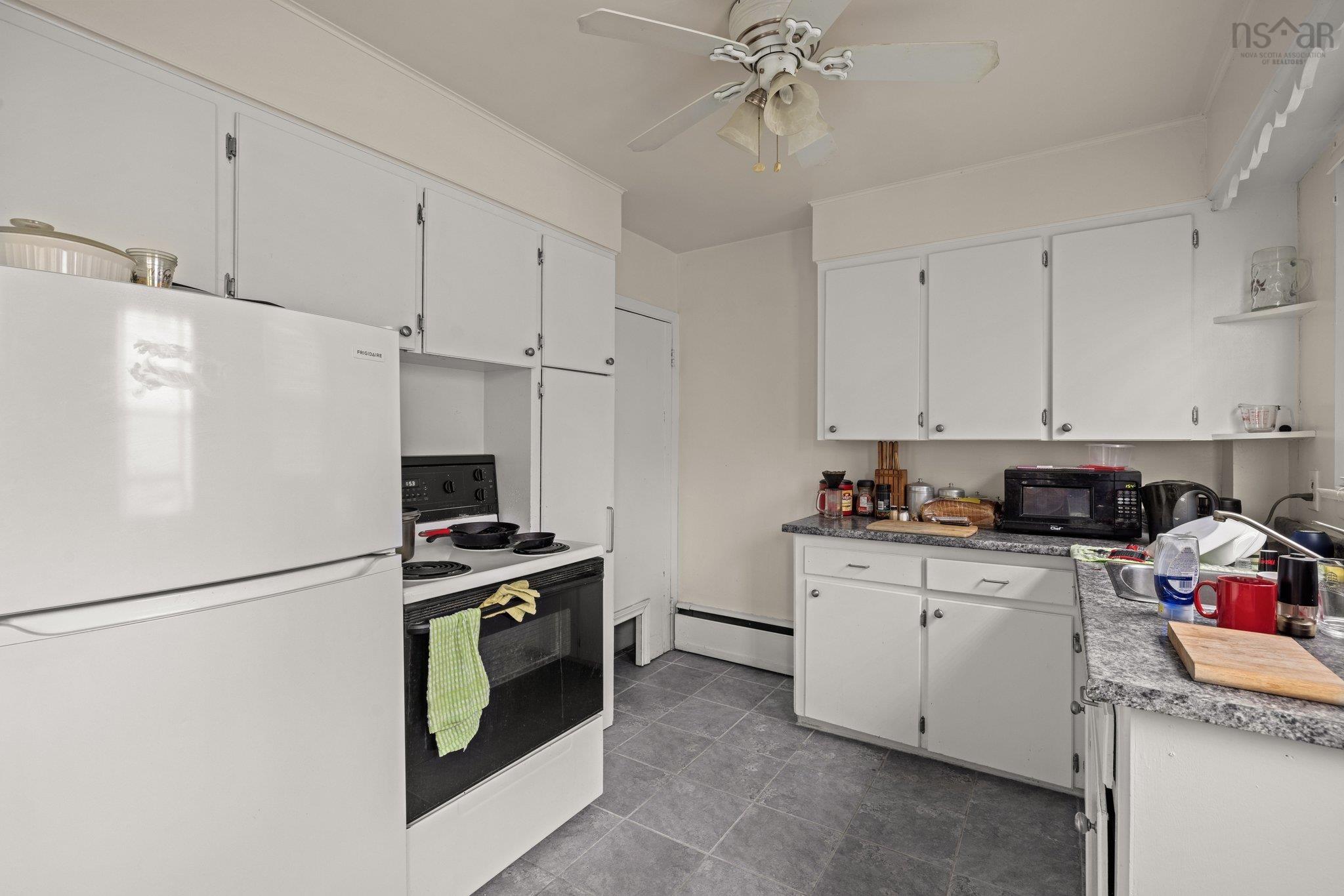 $475,000.00: 53 / 53.5 Lynn Drive, Dartmouth