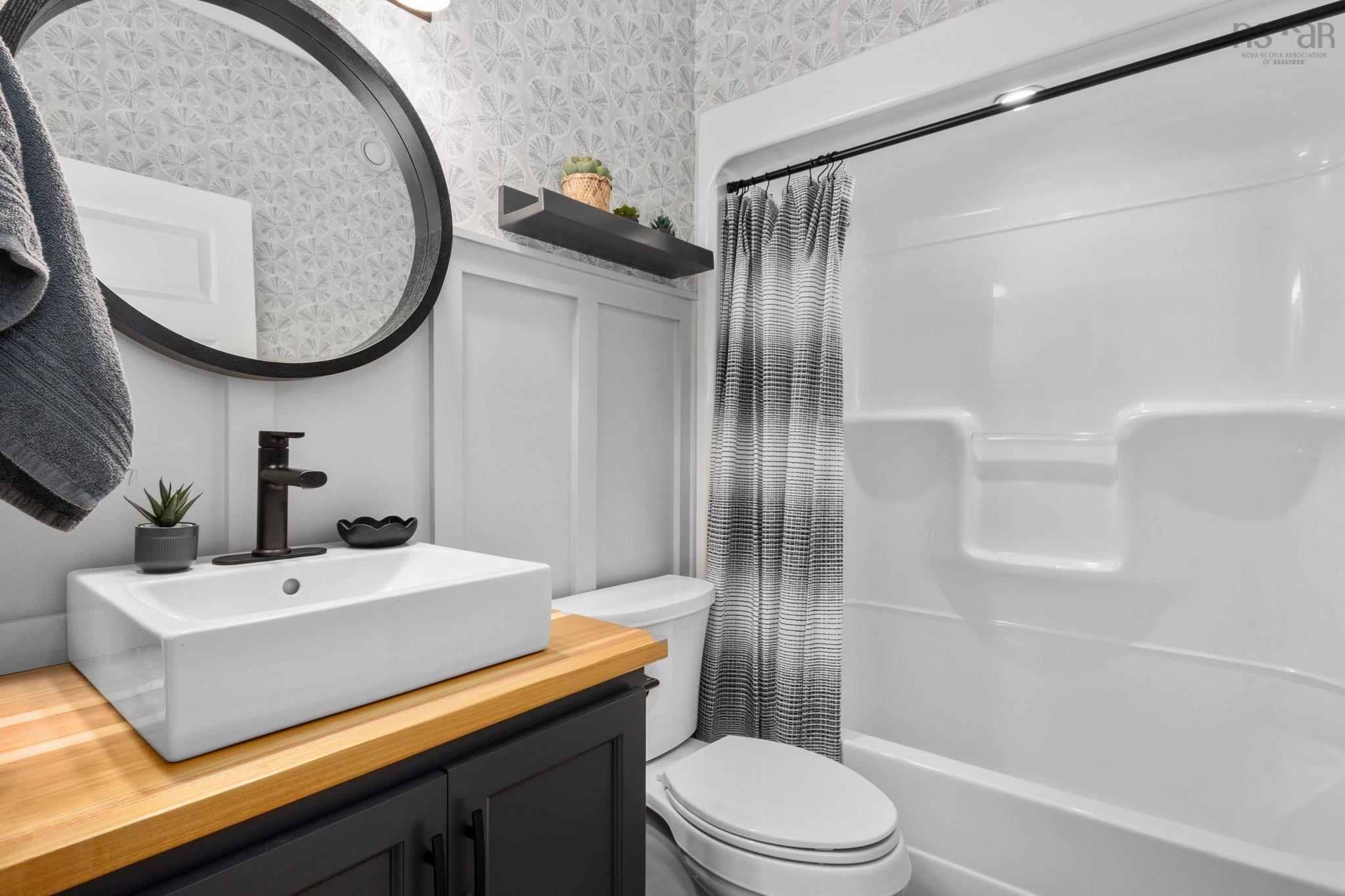$724,900.00: 297 Freshwater Trail, Dartmouth