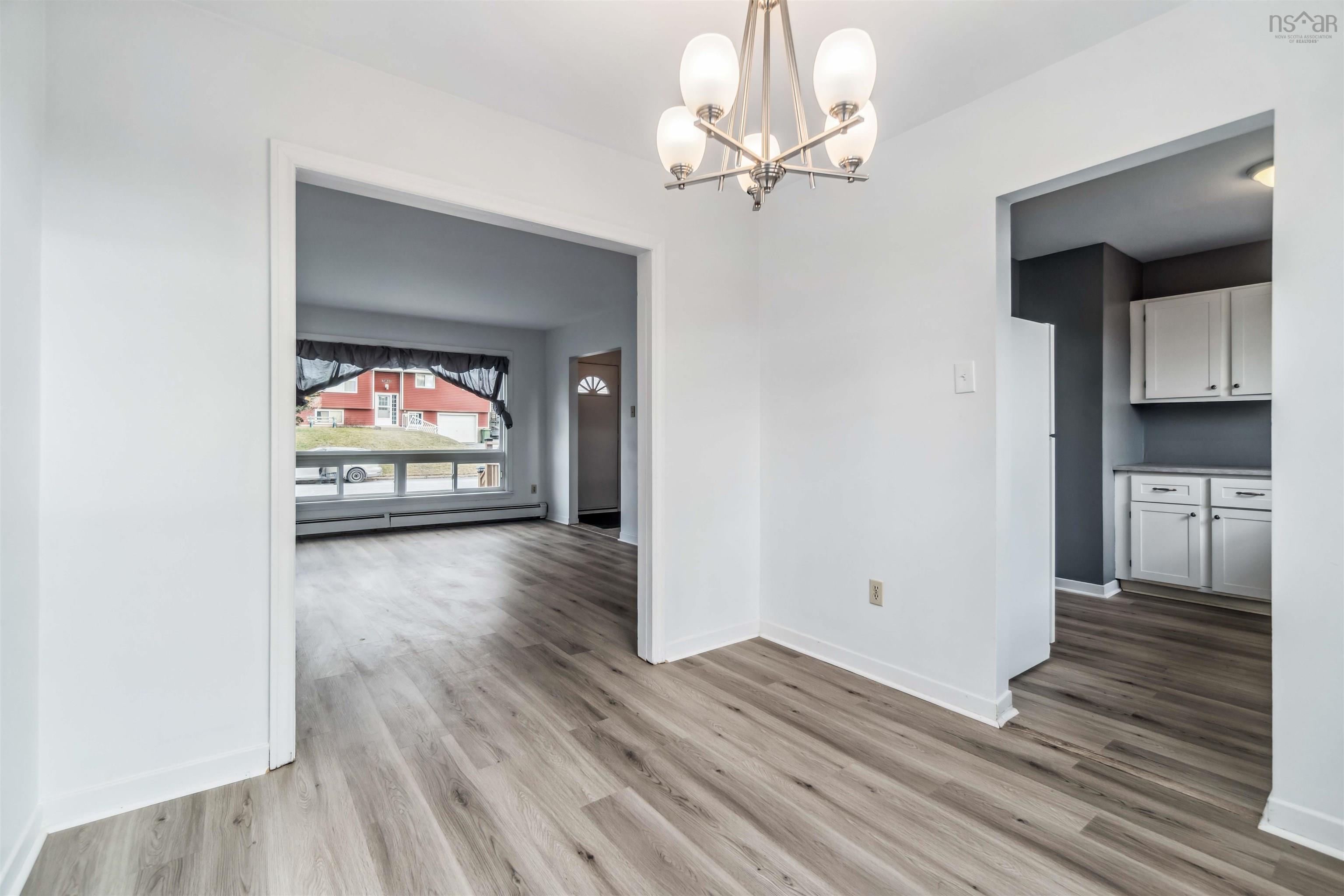 $399,900.00: 395 POPLAR Street, Cole Harbour