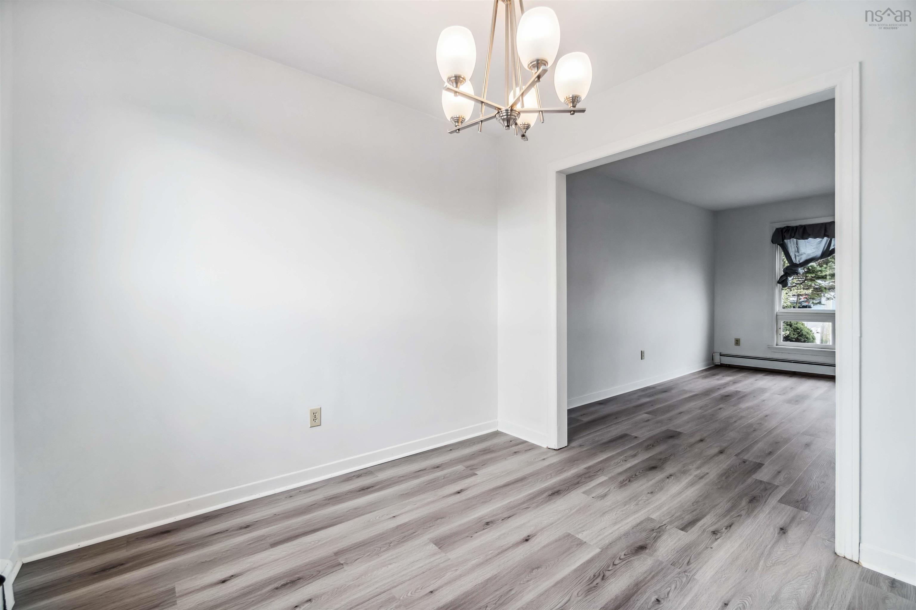 $399,900.00: 395 POPLAR Street, Cole Harbour