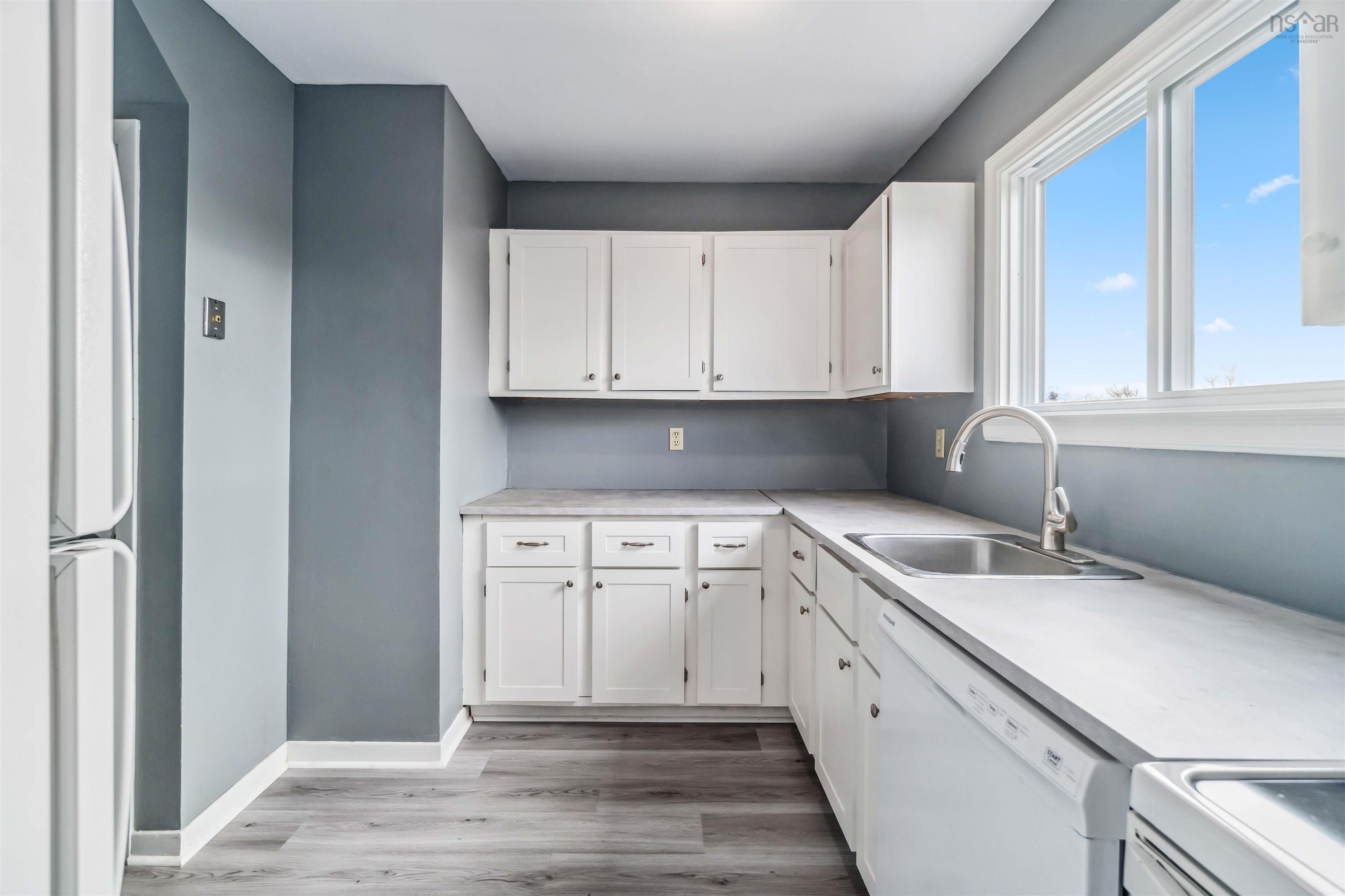 $399,900.00: 395 POPLAR Street, Cole Harbour