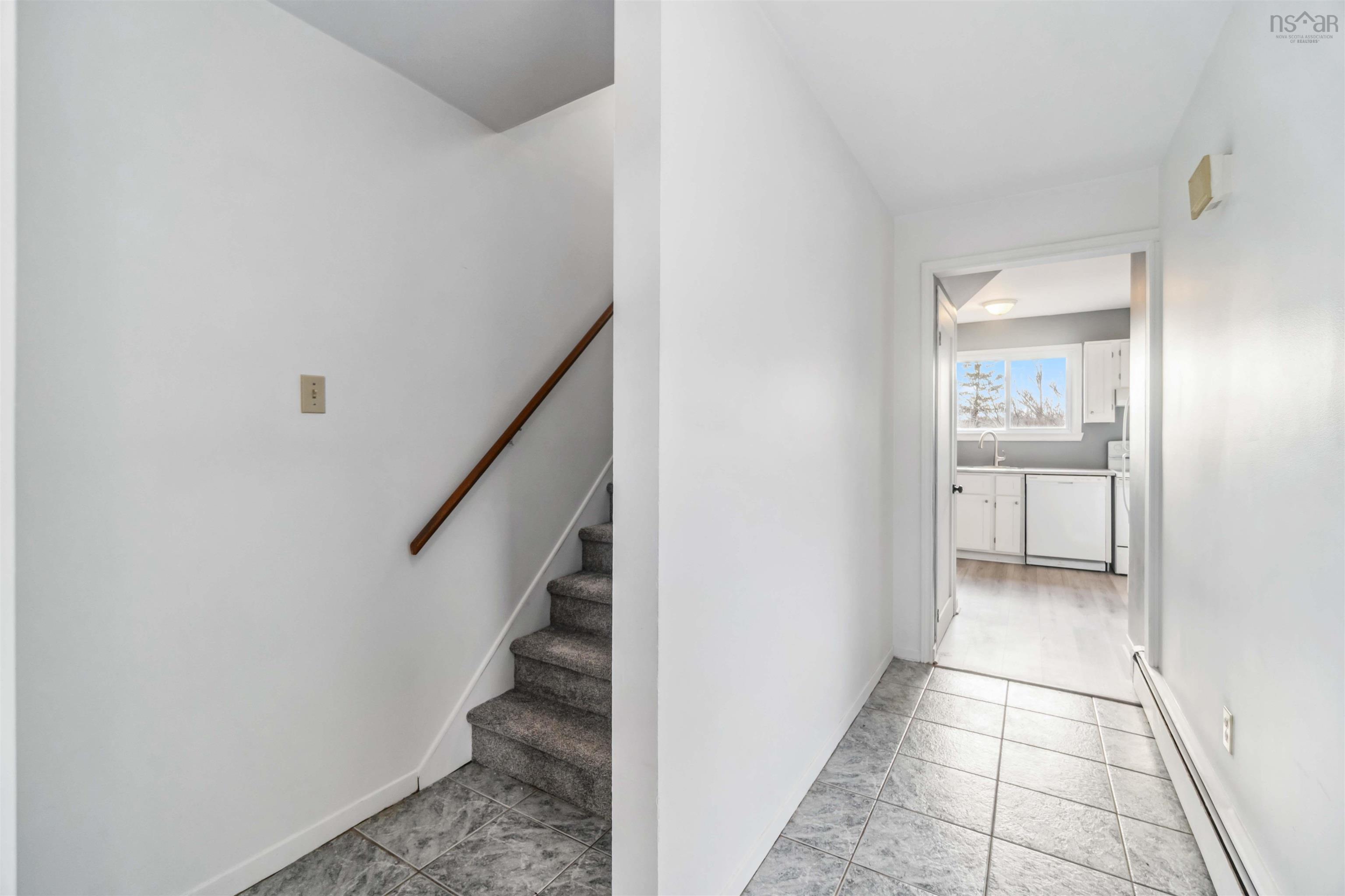 $399,900.00: 395 POPLAR Street, Cole Harbour