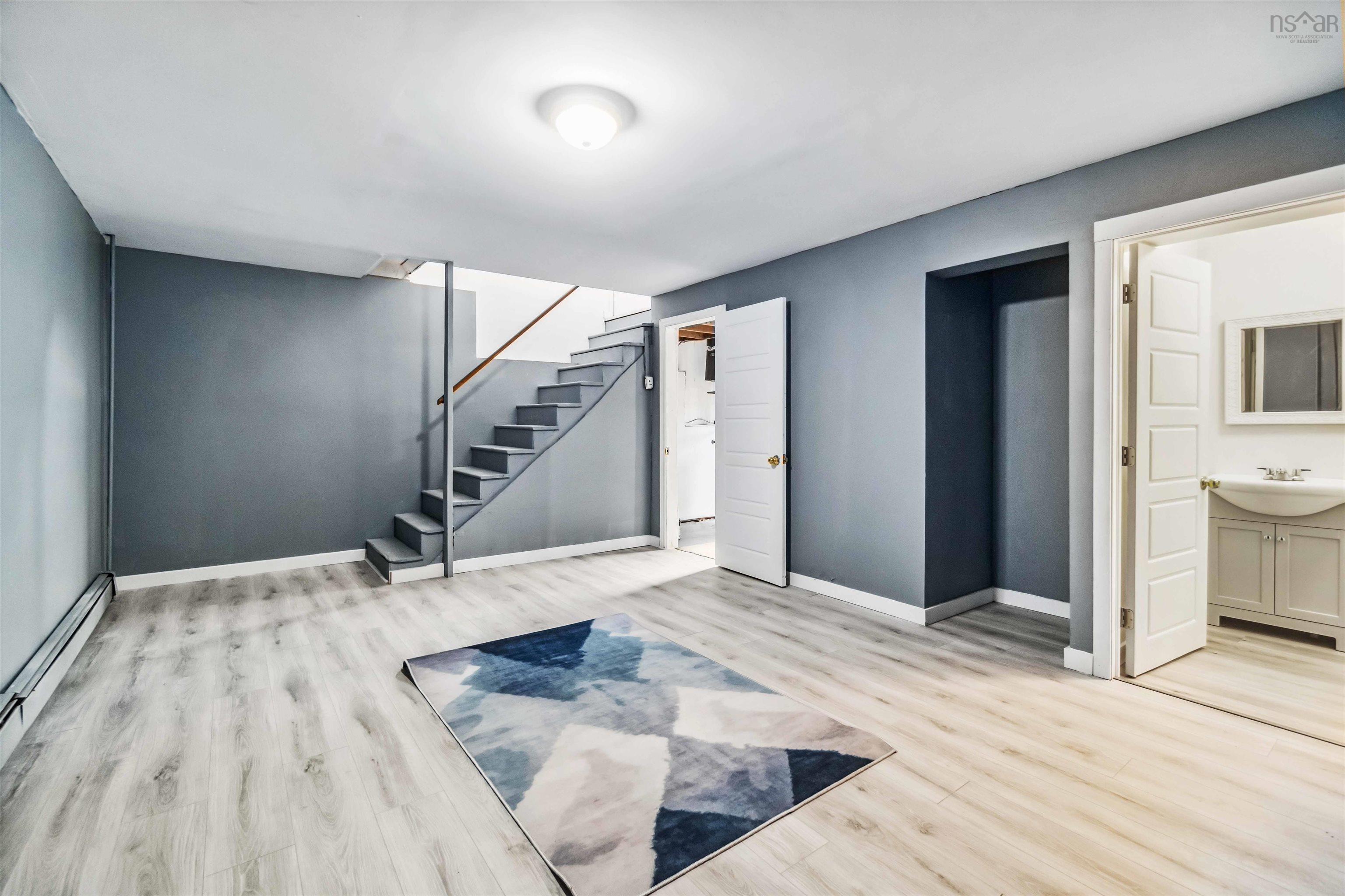 $399,900.00: 395 POPLAR Street, Cole Harbour