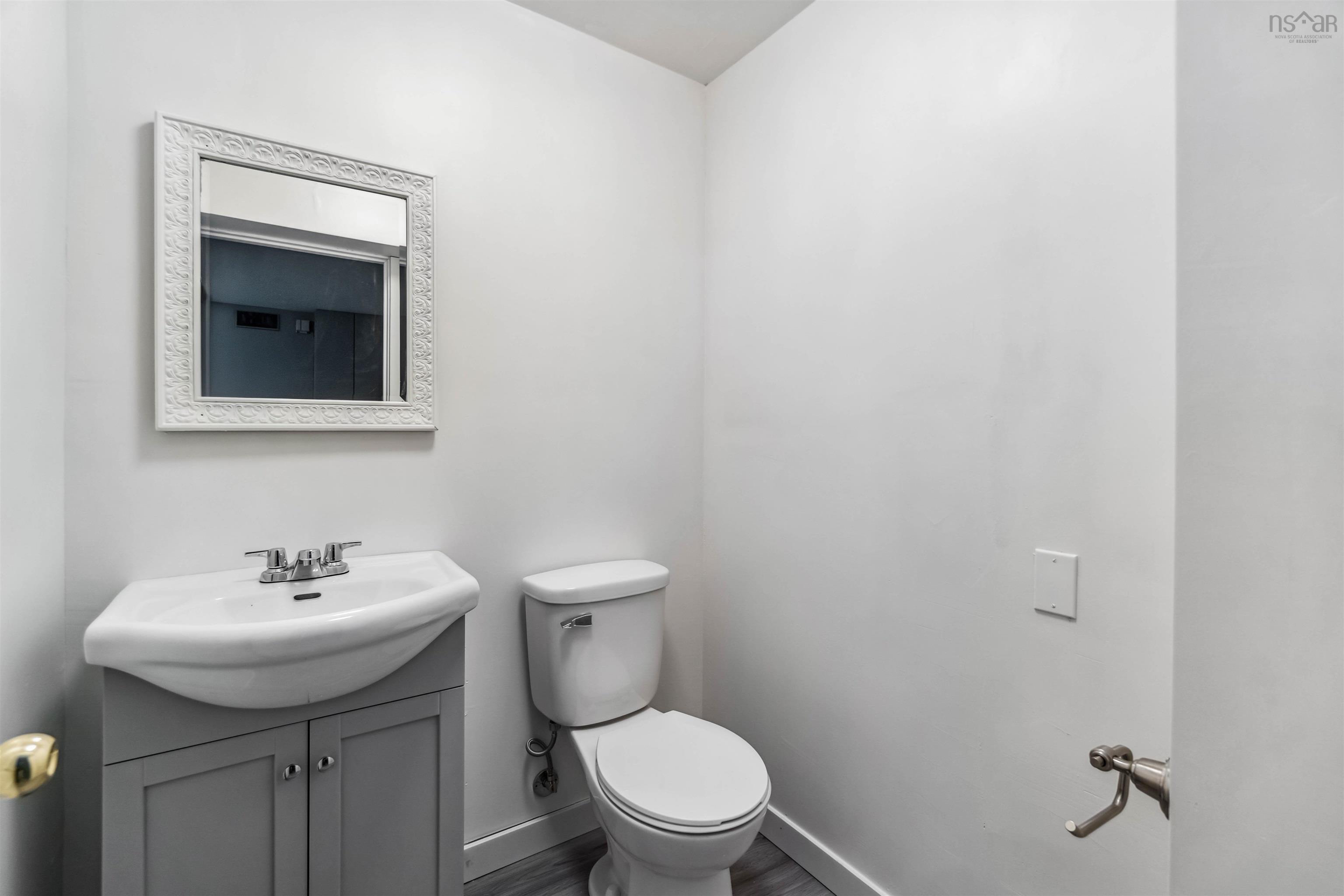 $399,900.00: 395 POPLAR Street, Cole Harbour