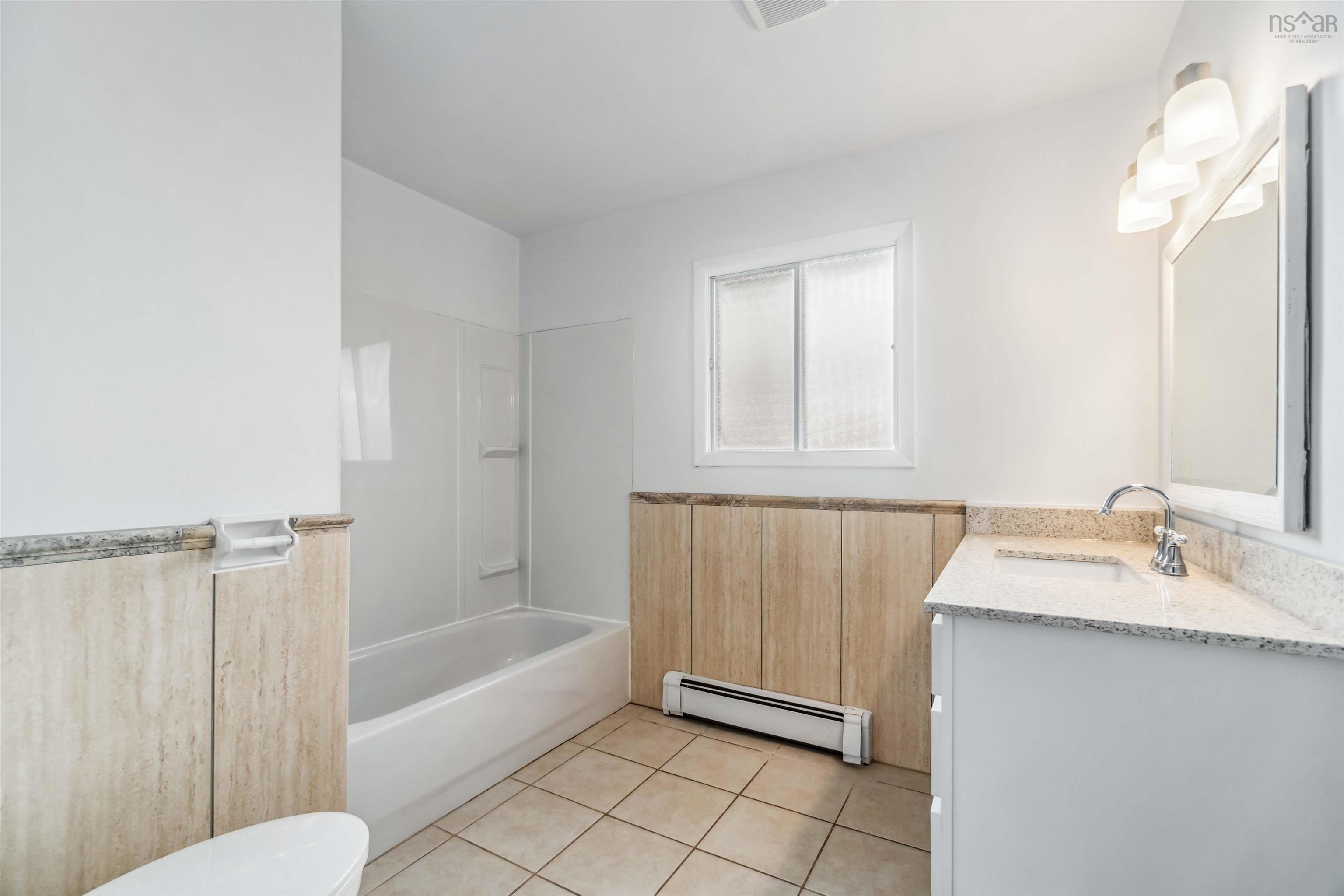 $399,900.00: 395 POPLAR Street, Cole Harbour