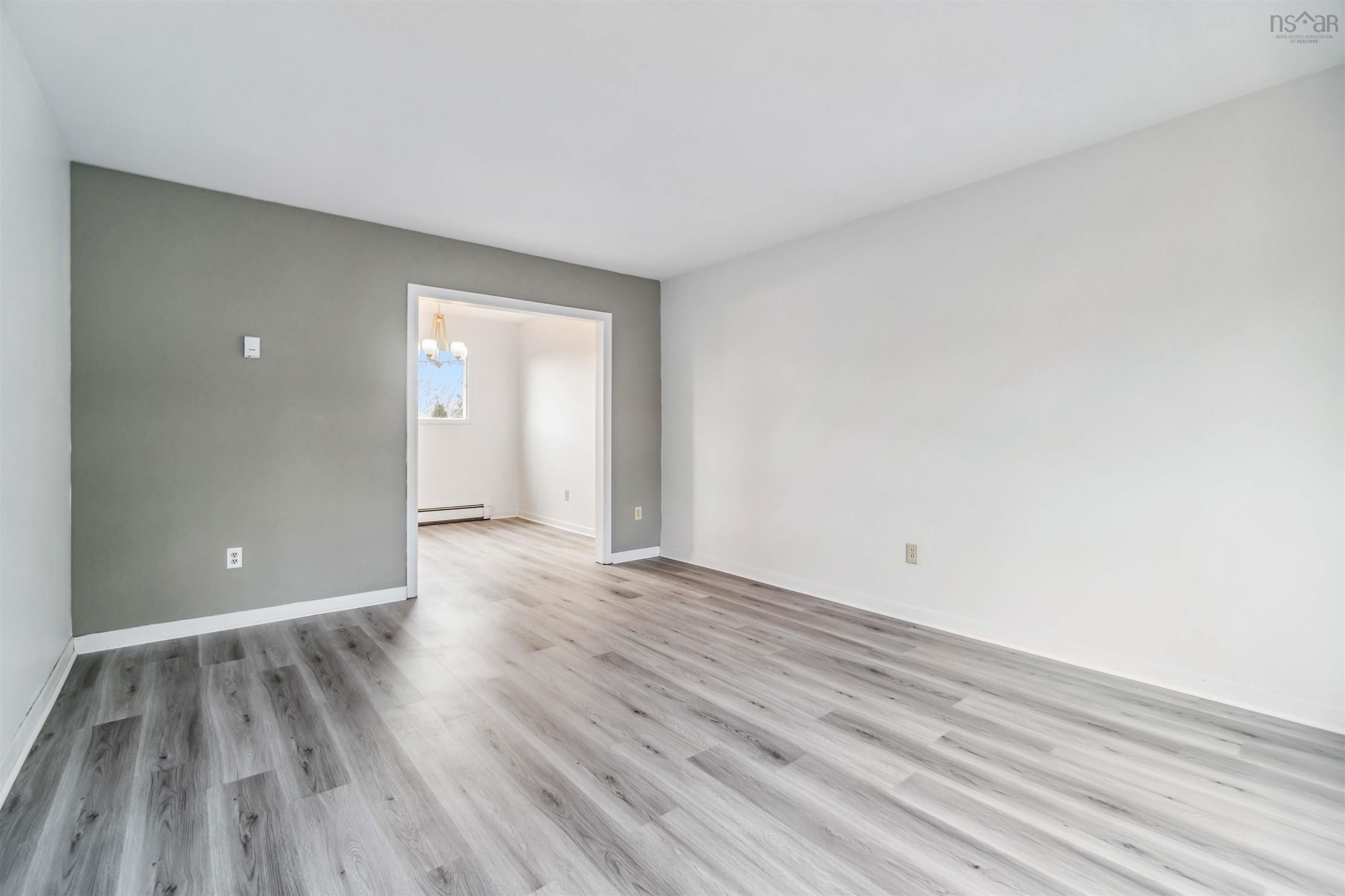 $399,900.00: 395 POPLAR Street, Cole Harbour