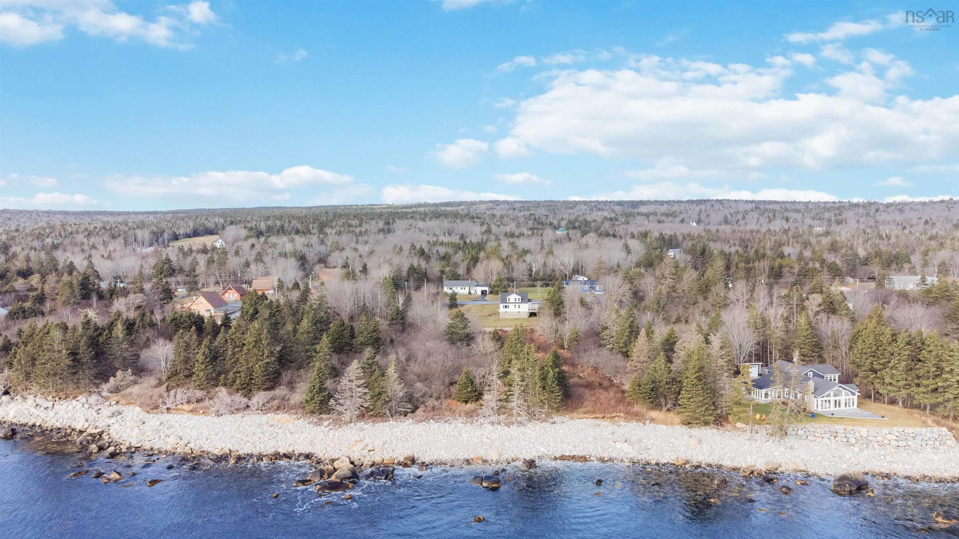 $549,000.00: 6921 Highway 3, Hunts Point