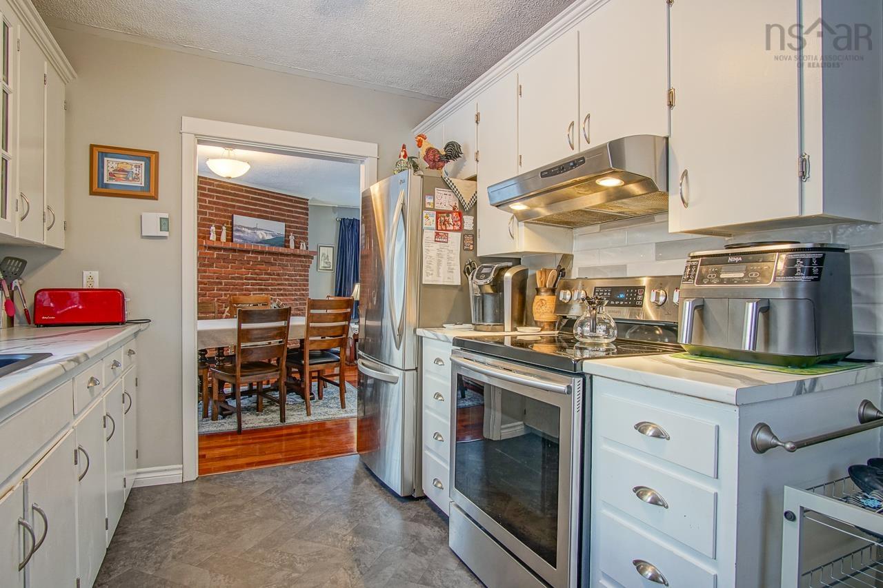 $414,900.00: 16 Fielding Avenue, Kentville