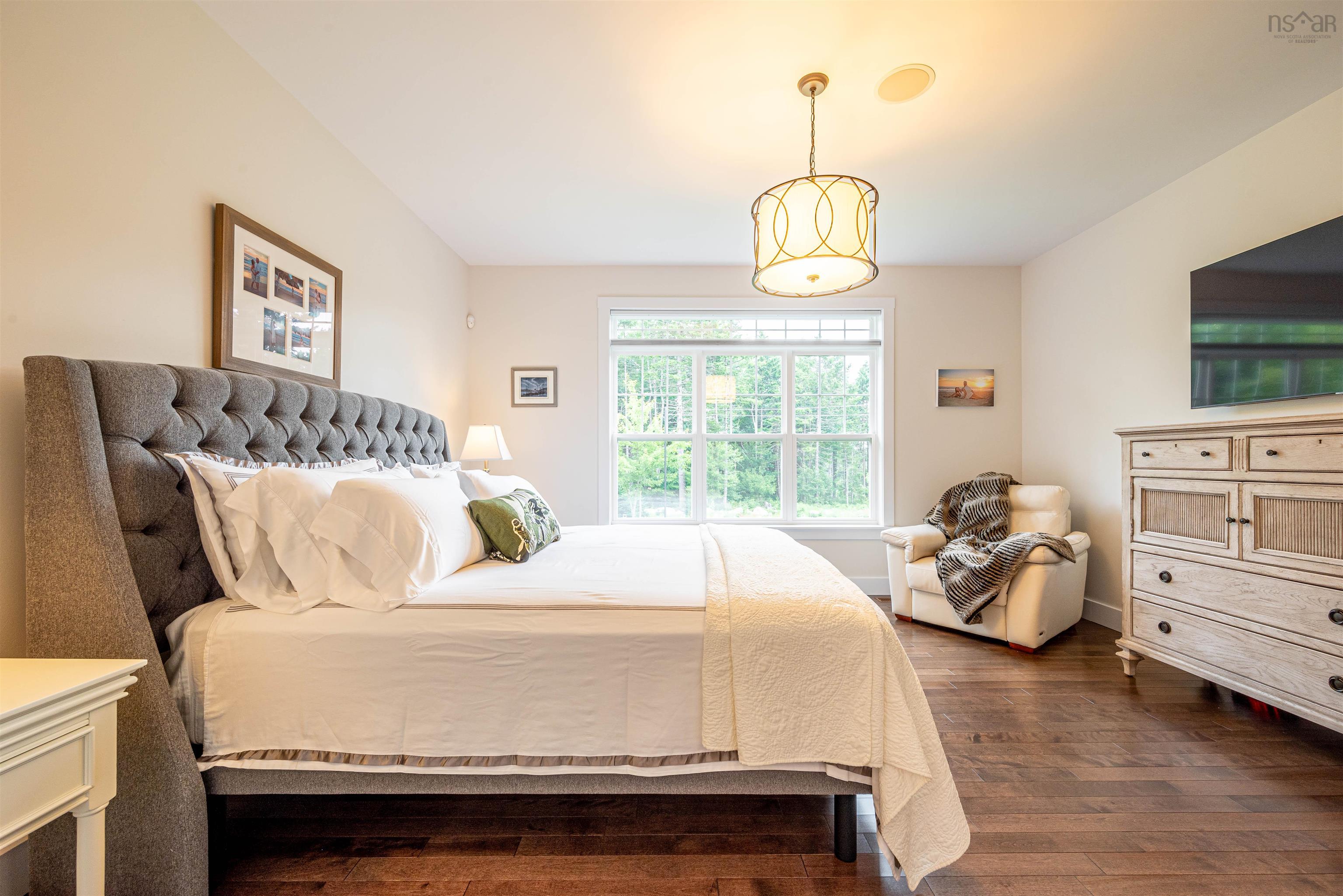 $1,100,000.00: 556 Duart Avenue, Fall River