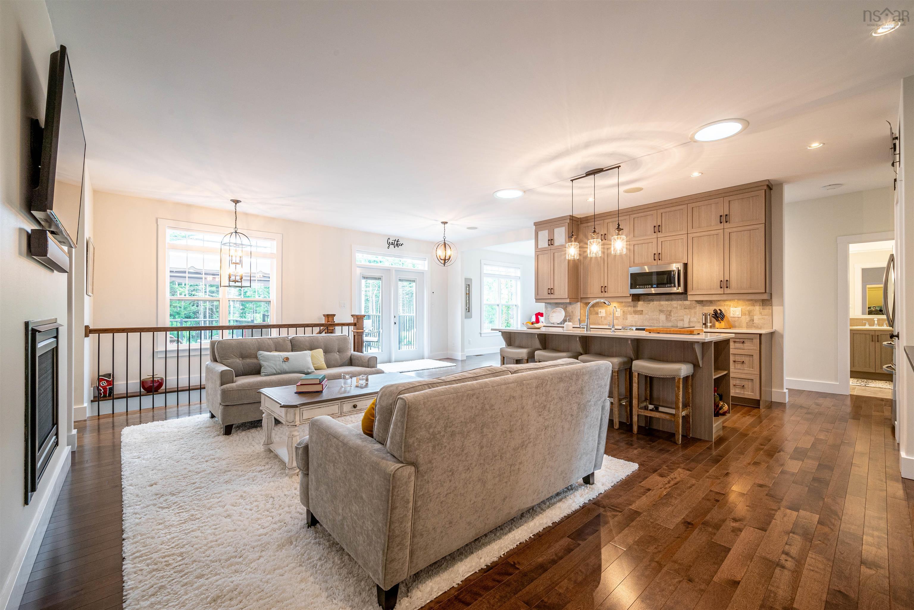 $1,100,000.00: 556 Duart Avenue, Fall River
