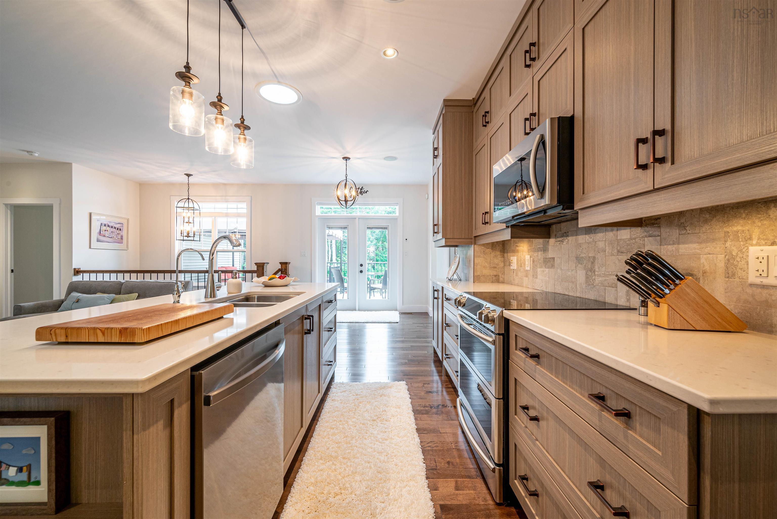 $1,100,000.00: 556 Duart Avenue, Fall River