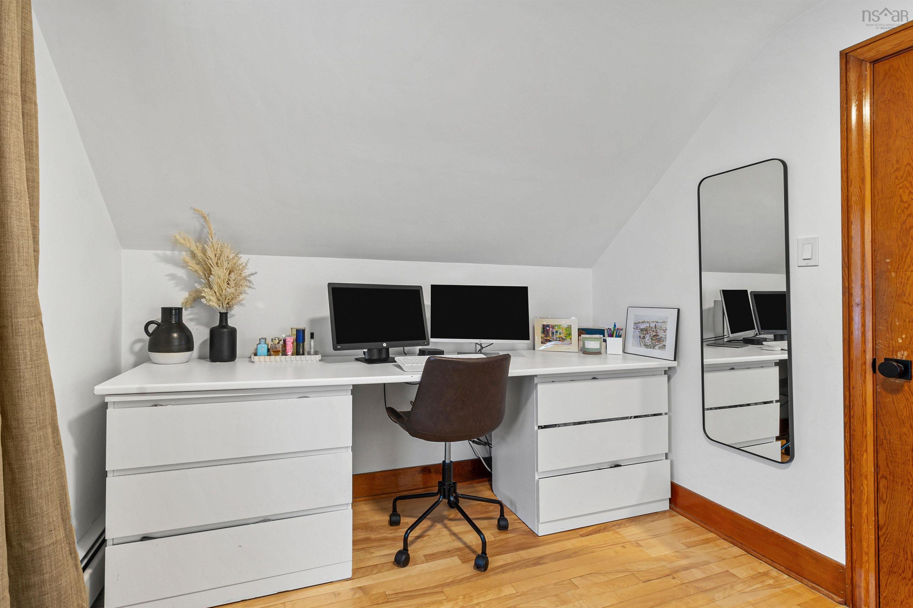 $499,900.00: 85 Melrose Avenue, Halifax