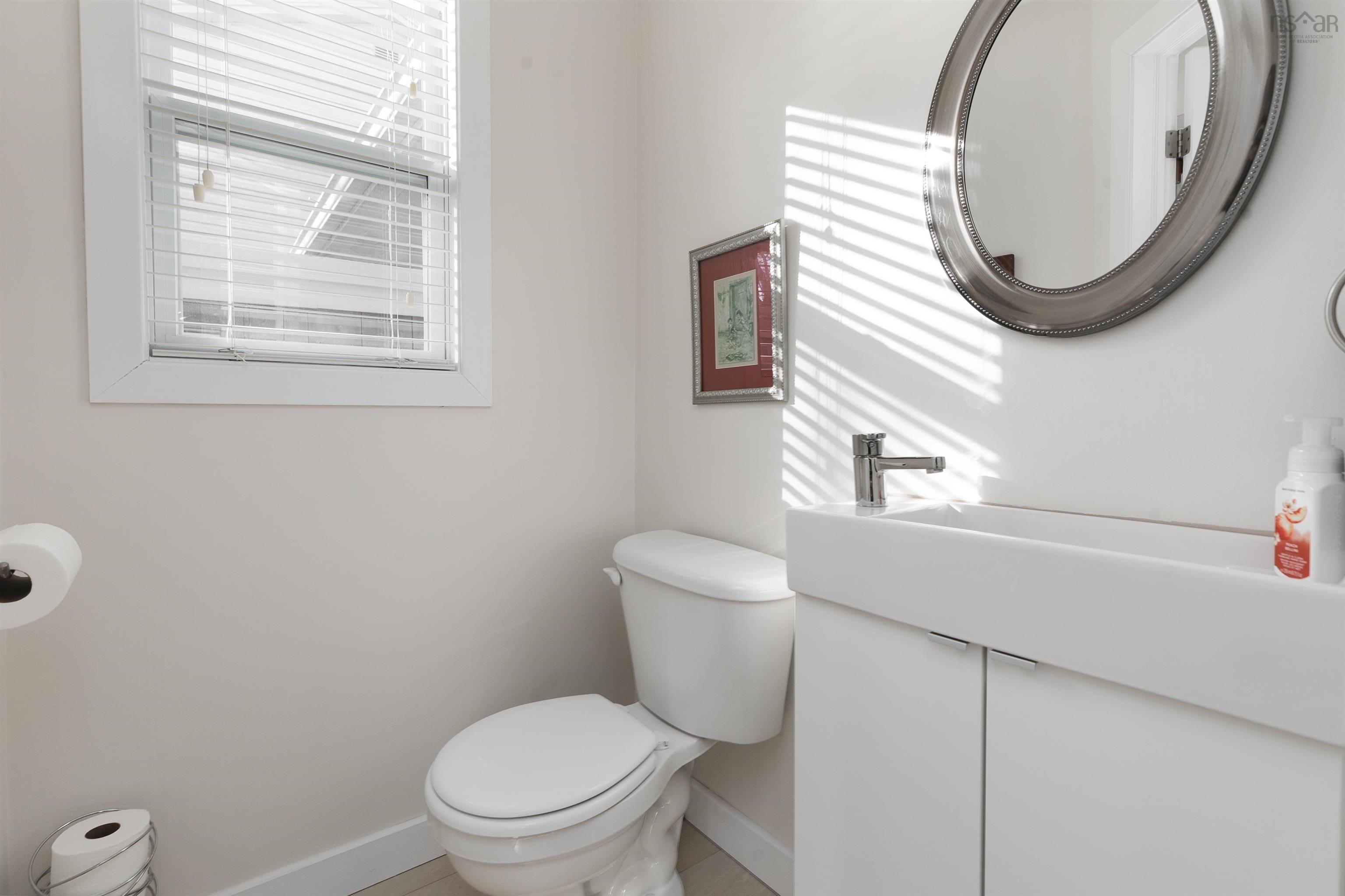 $850,000.00: 35 Nightingale Drive, Halifax