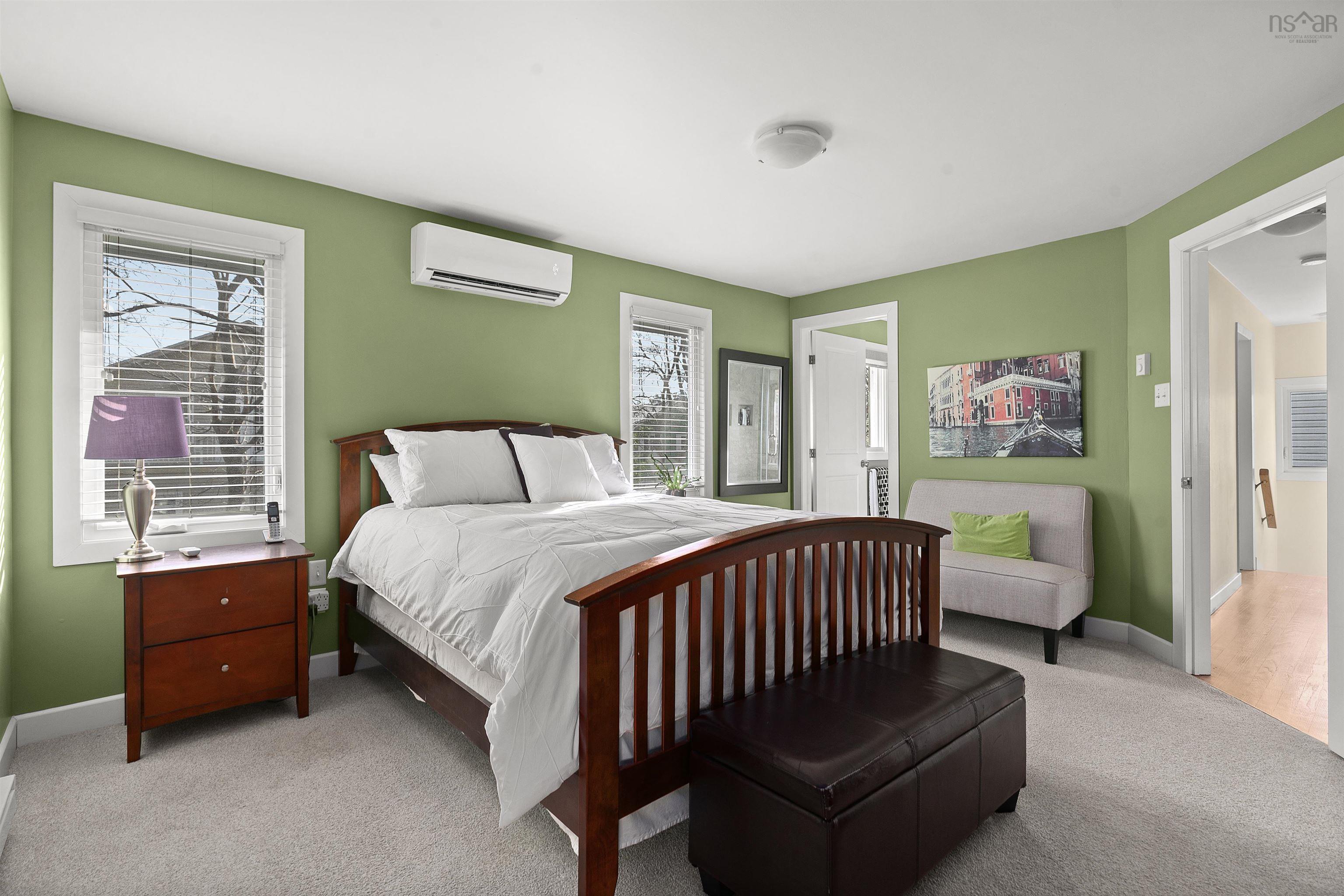 $850,000.00: 35 Nightingale Drive, Halifax