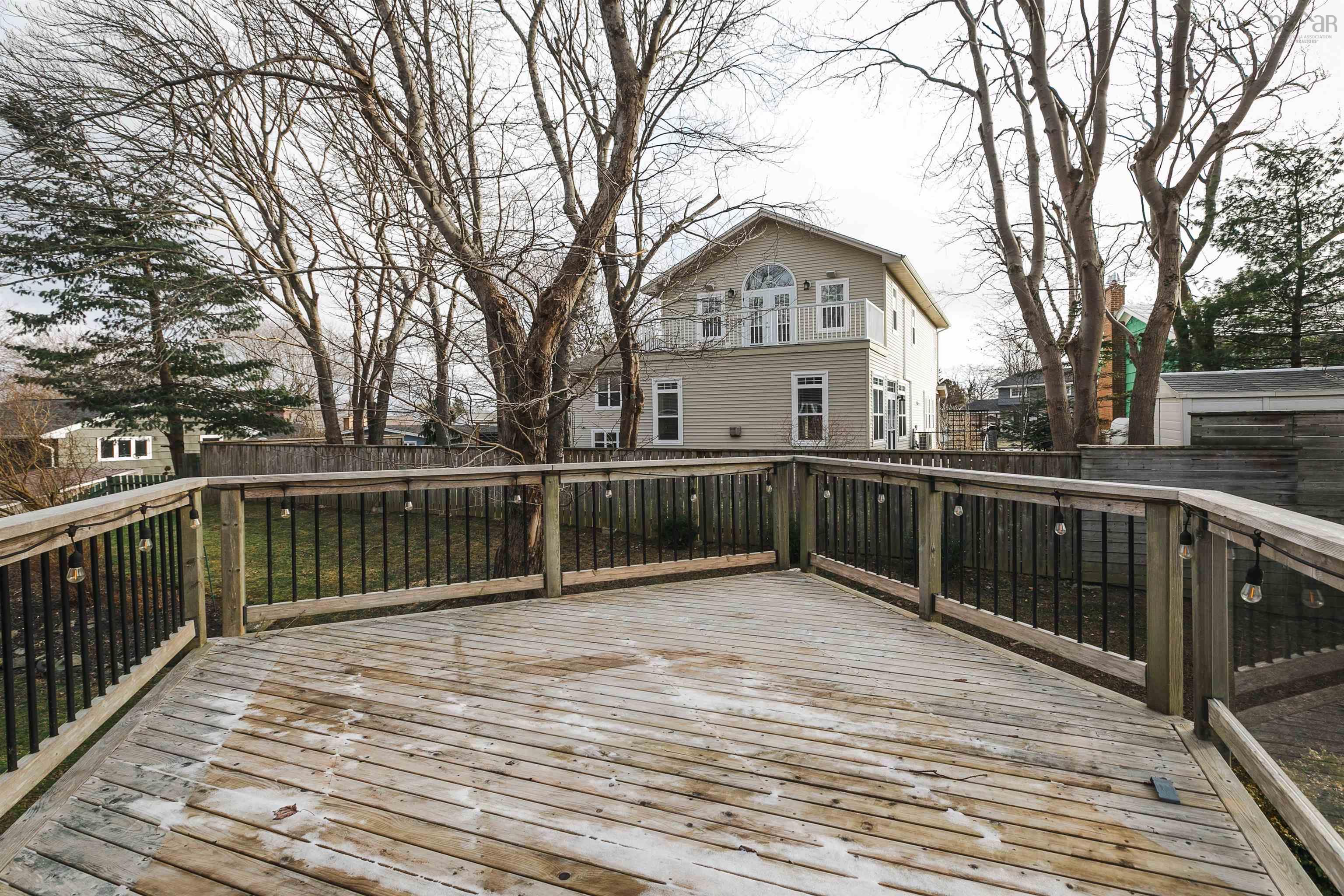 $850,000.00: 35 Nightingale Drive, Halifax