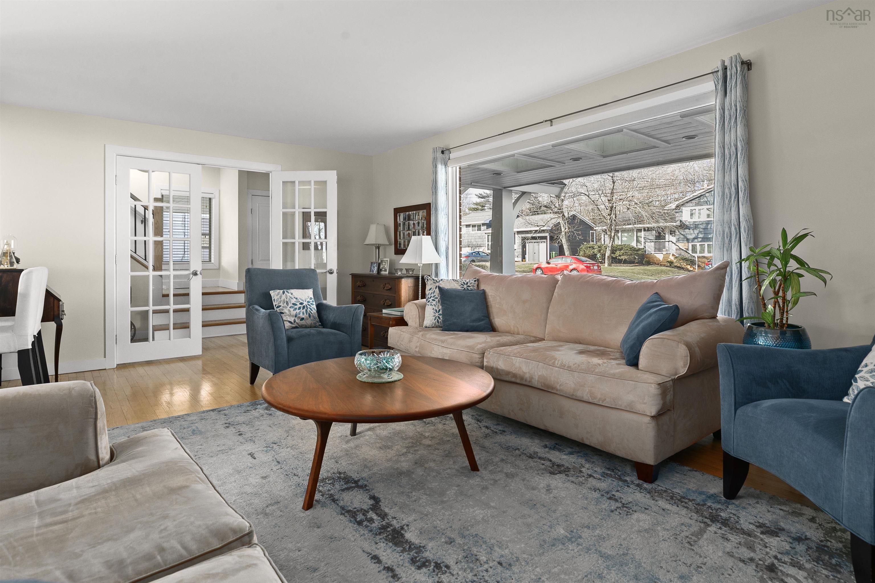 $850,000.00: 35 Nightingale Drive, Halifax