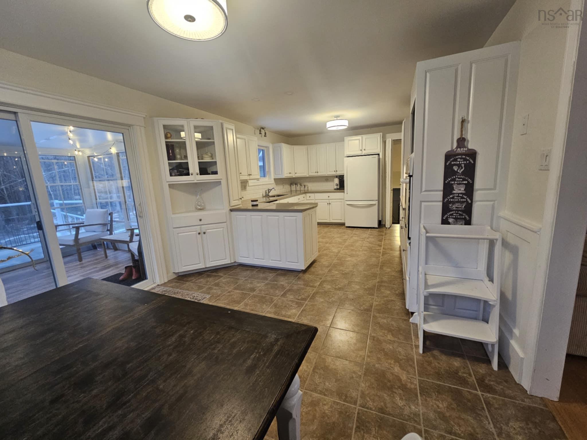 $489,000.00: 169 Erin Leah Drive, Howie Centre