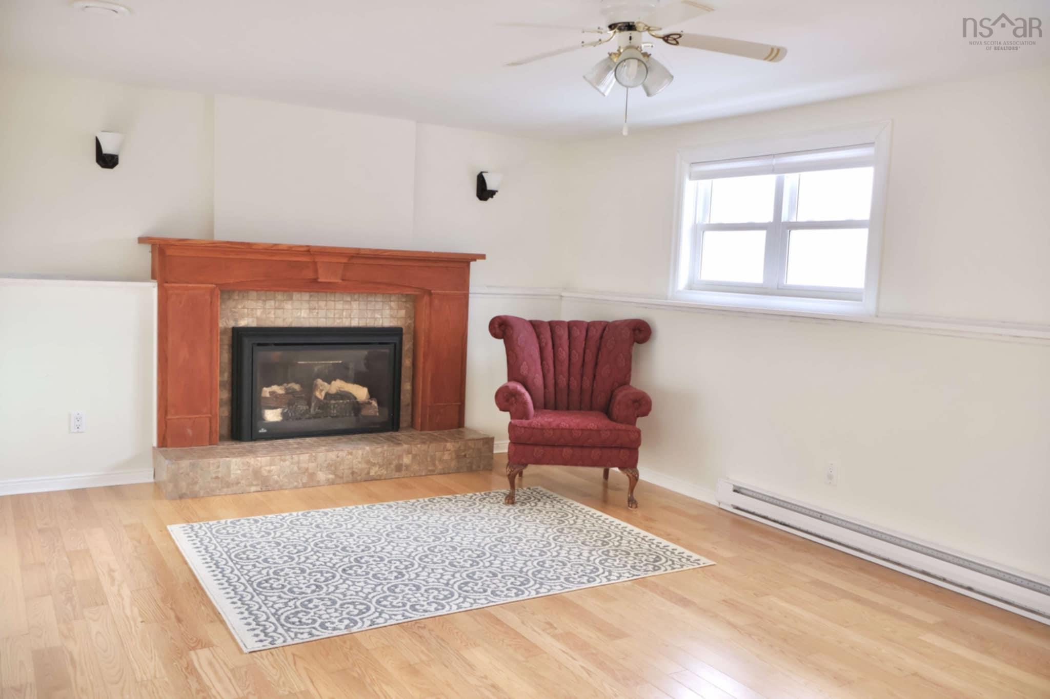 $489,000.00: 169 Erin Leah Drive, Howie Centre