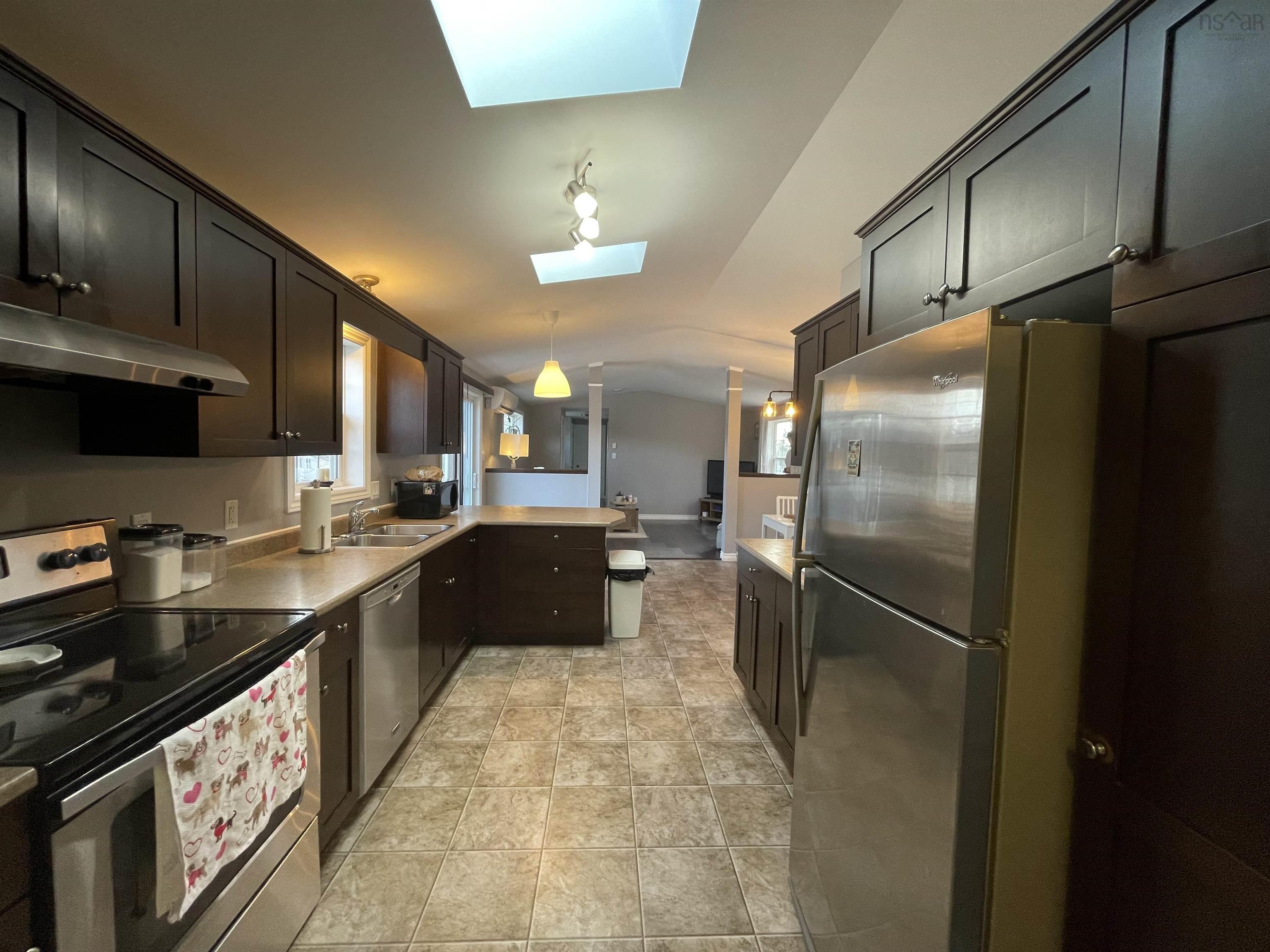 $200,000.00: 23 Forest View Drive, Barrington