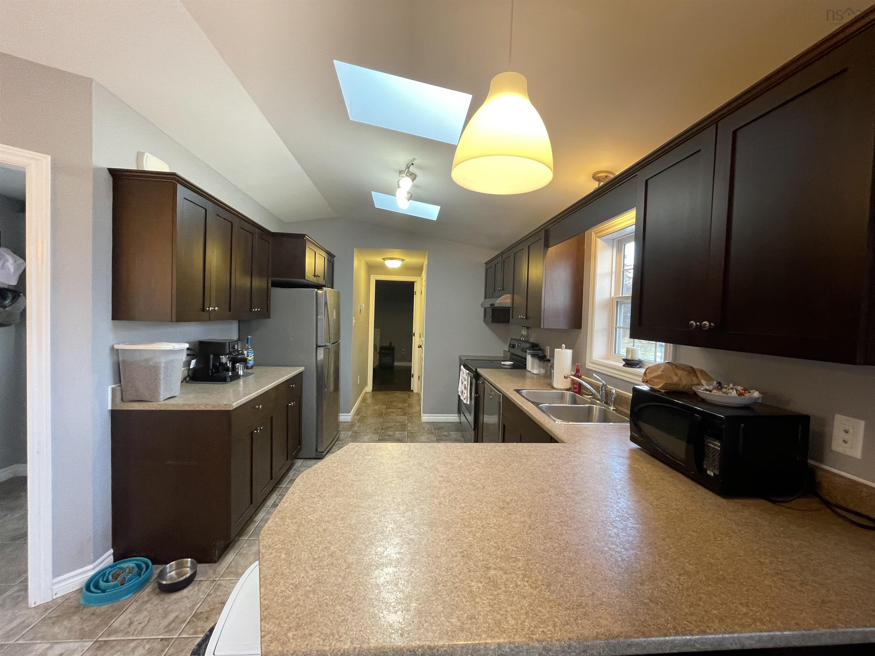 $200,000.00: 23 Forest View Drive, Barrington