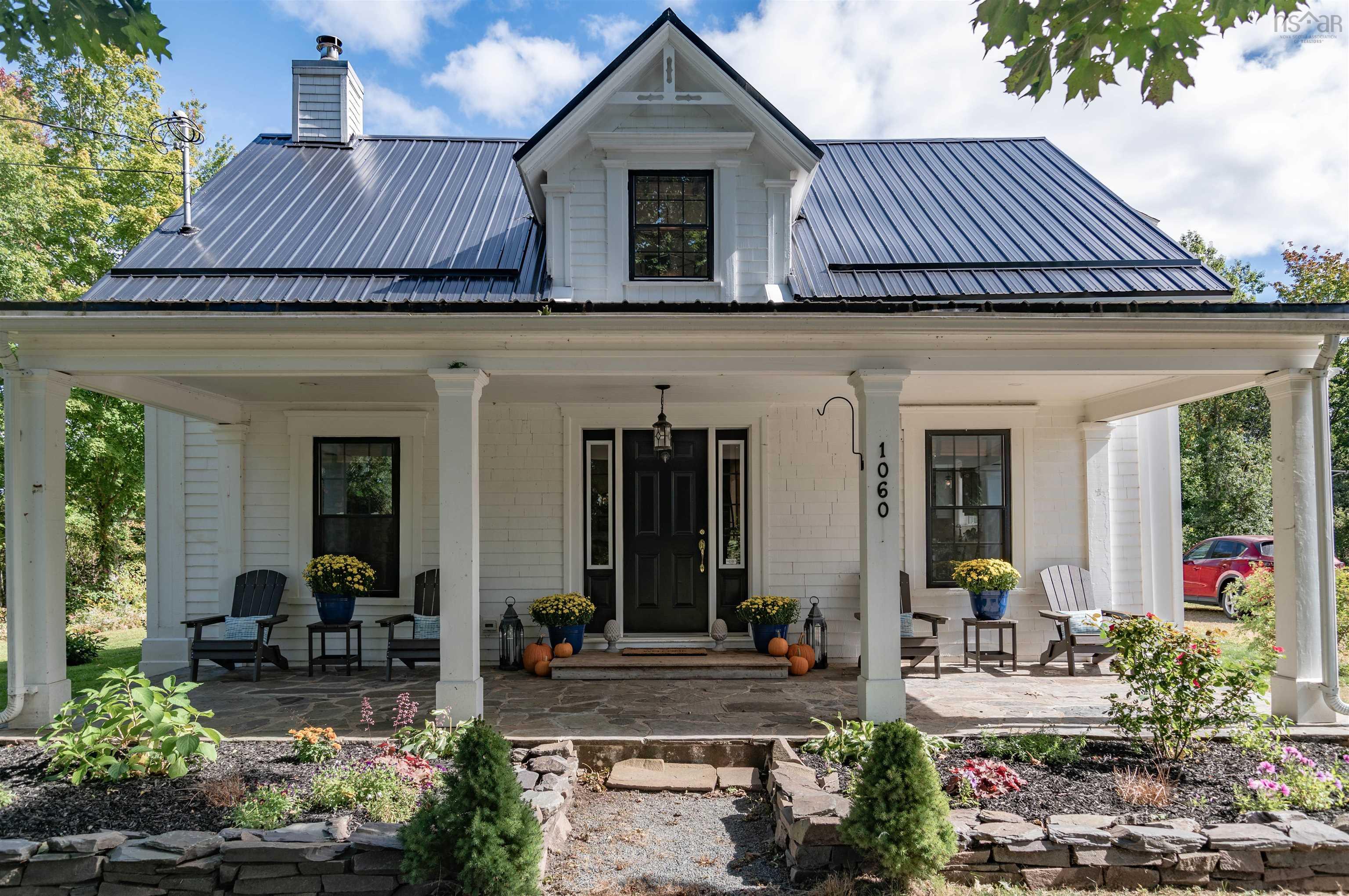 $699,900.00: 1060 Palmer Road, Auburn